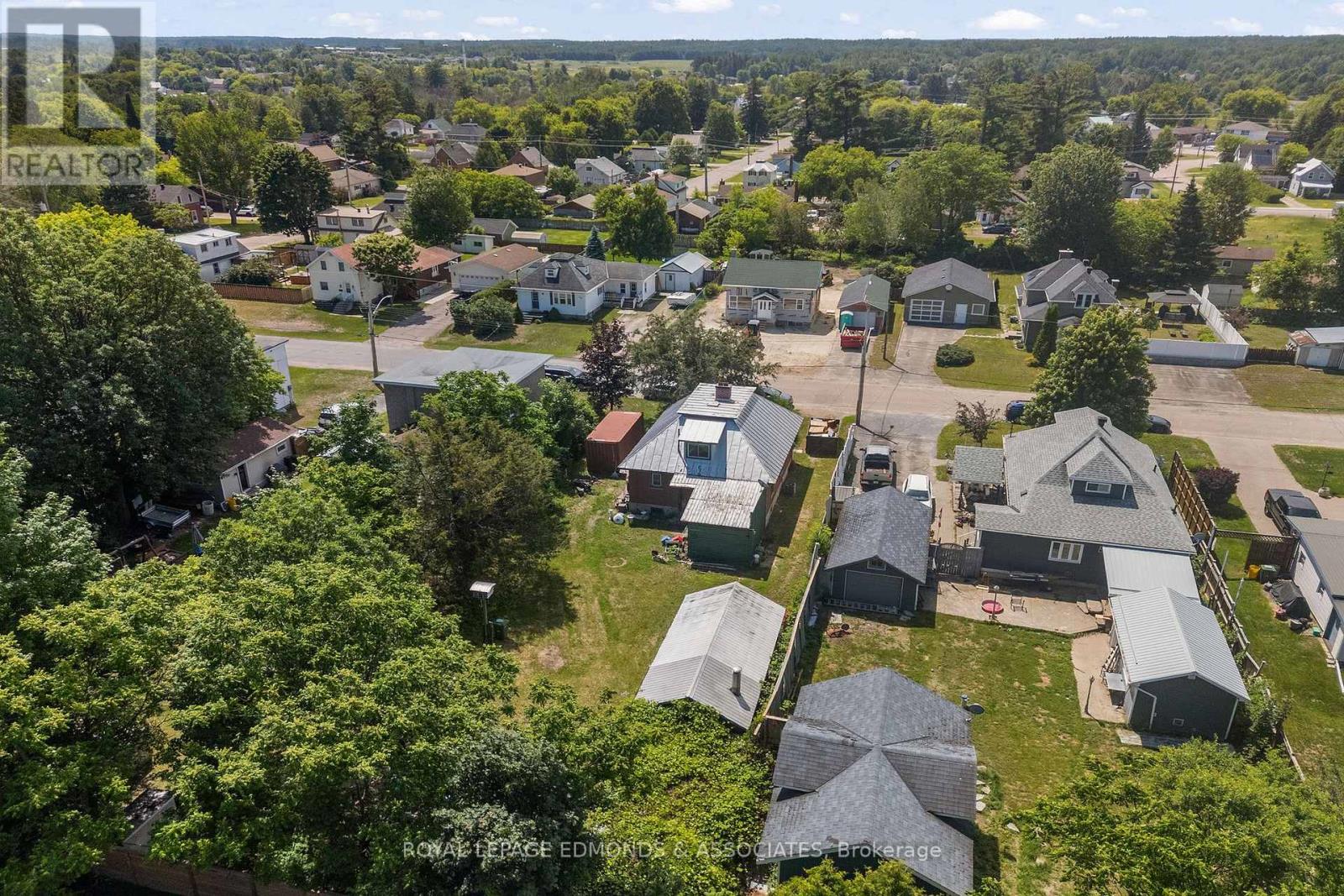 4 Bed, 1 Bath House for Sale in Pembroke – 605 PERTH STREET, Pembroke – MLS# X13515330 - Image 26