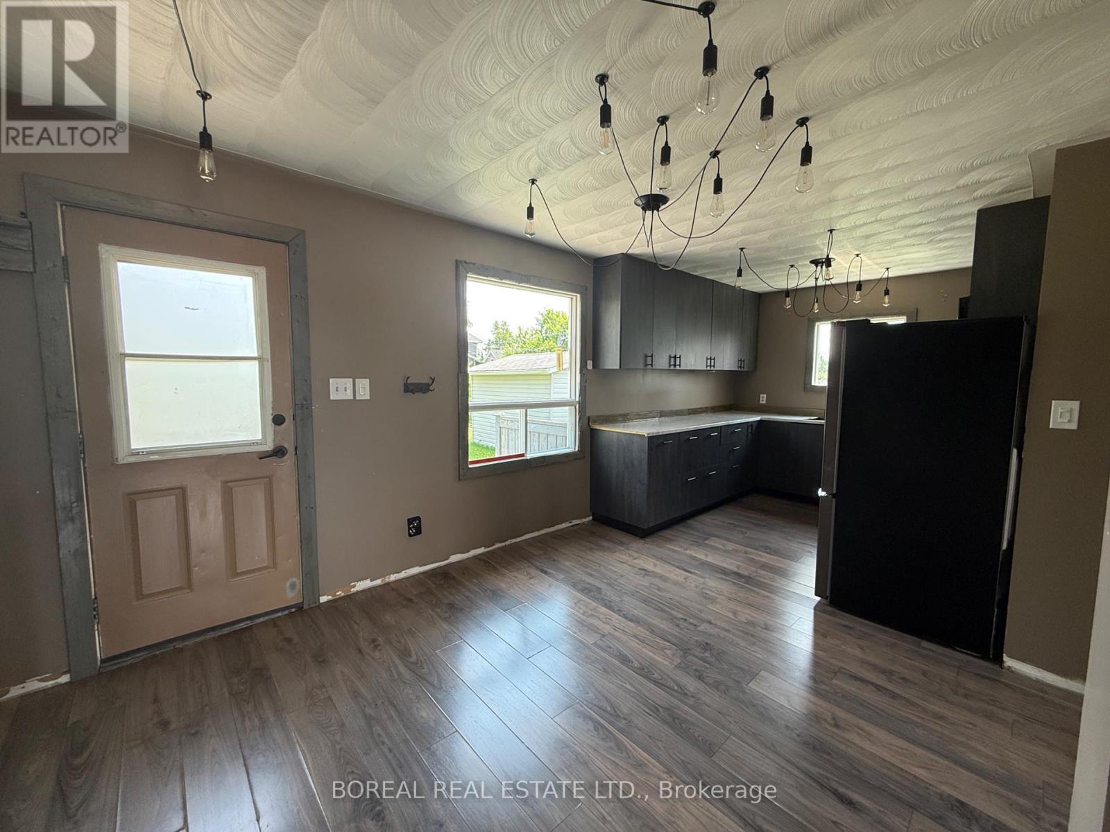 340 SECOND AVENUE, Cochrane, Cochrane photo 5