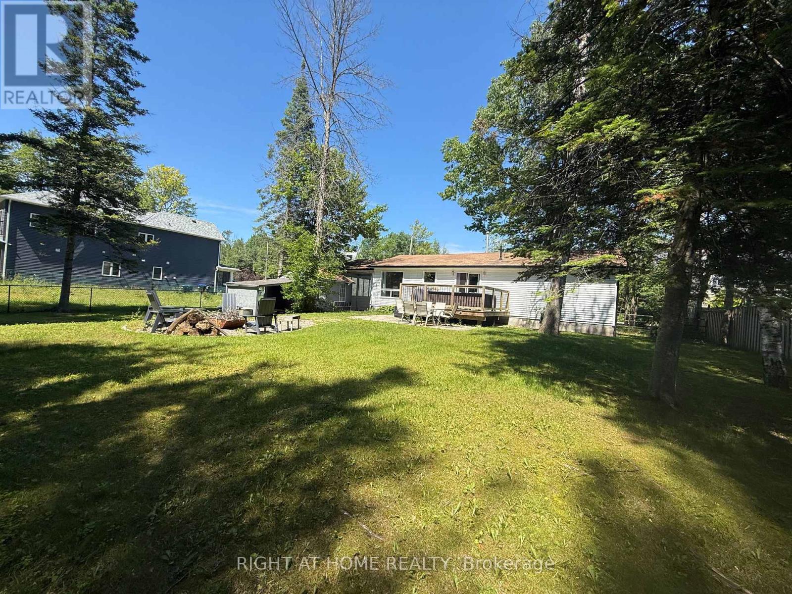 158 ZOO PARK ROAD - 42