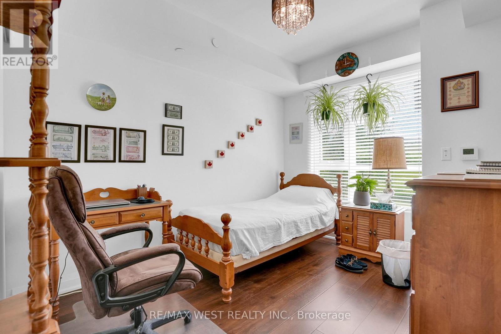 #216 58 LAKESIDE TERRACE - 6