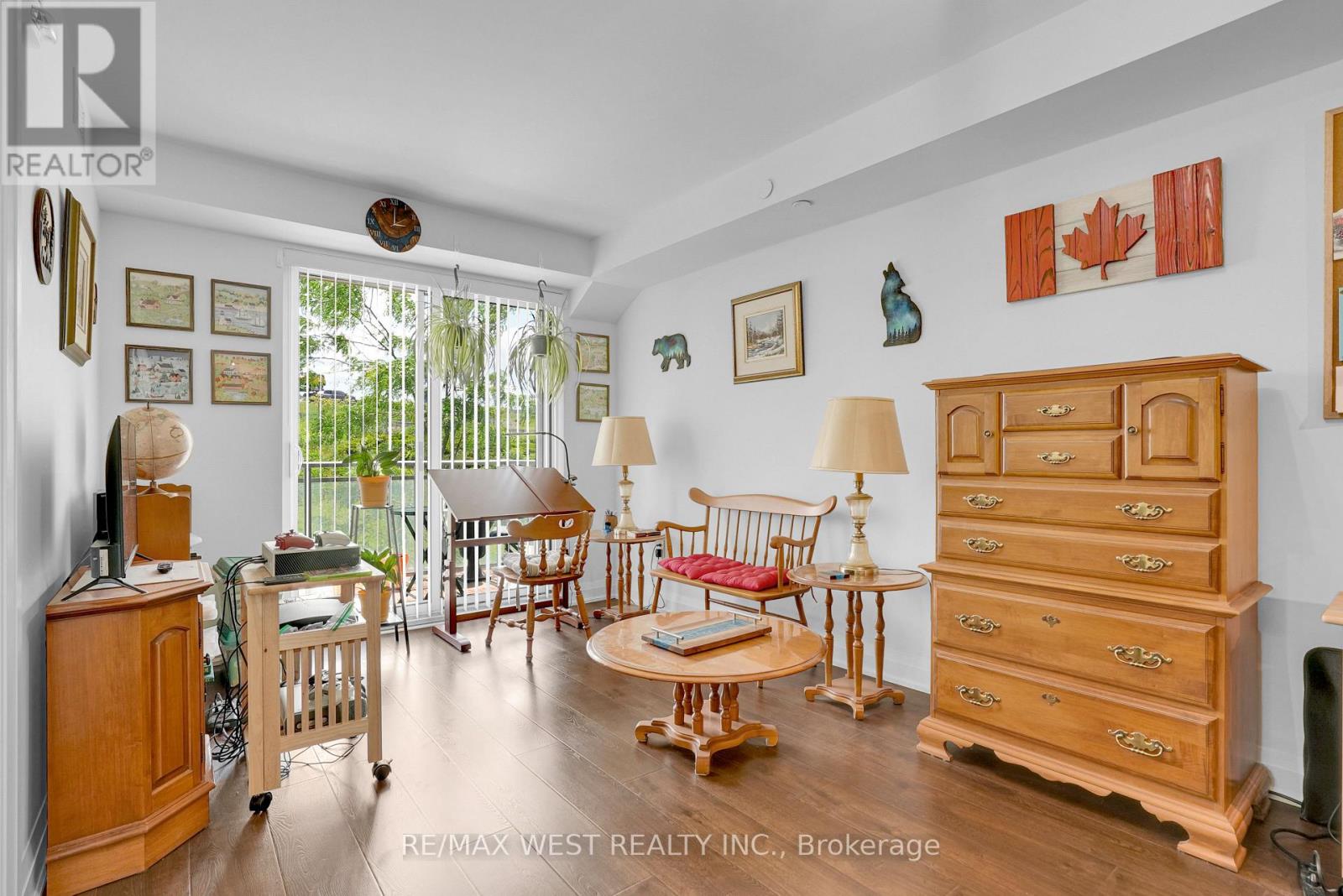 #216 58 LAKESIDE TERRACE - 5