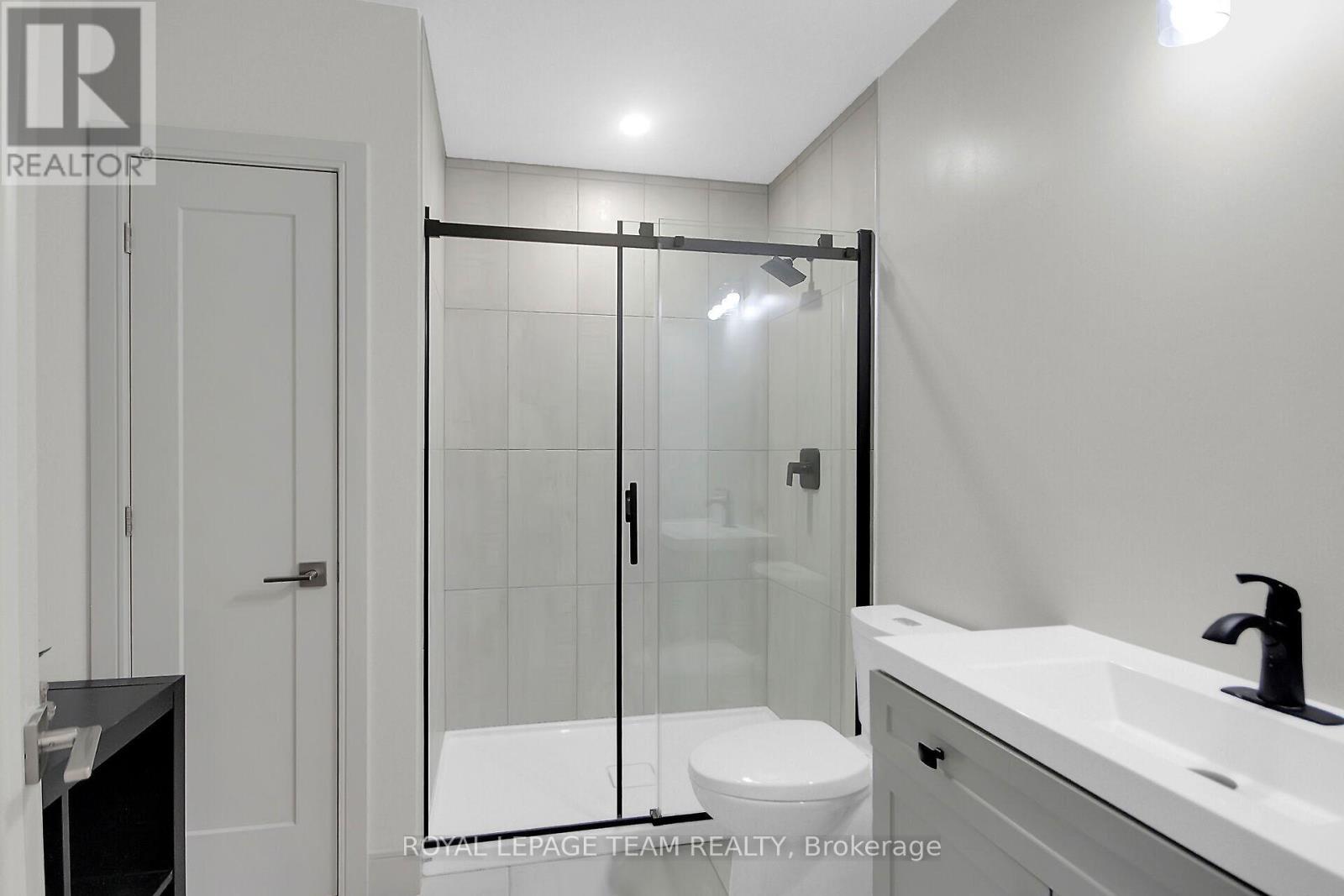 6865 PEBBLE TRAIL WAY - 44