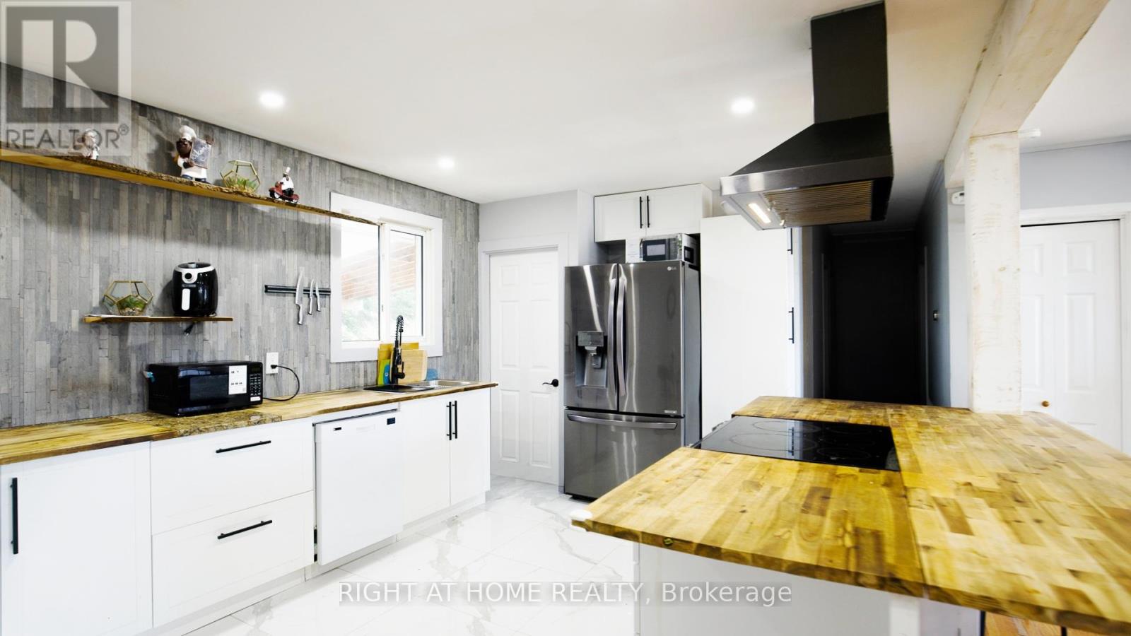134 DAVID DRIVE - 5