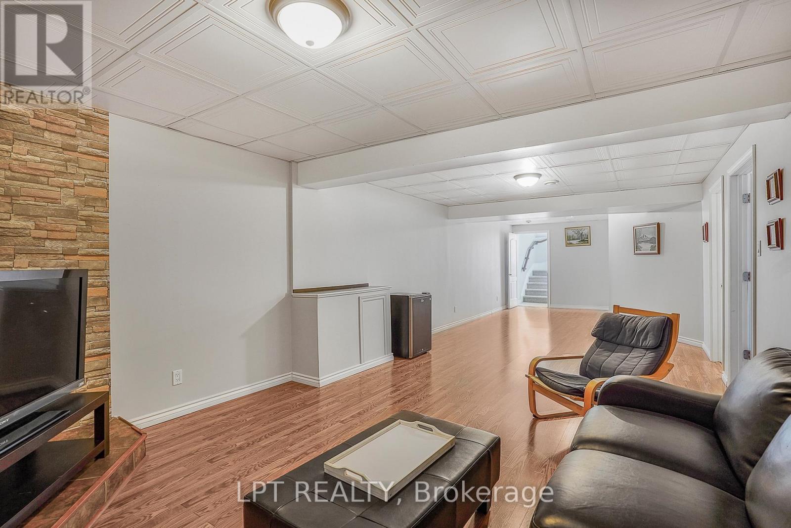 90 BRUNET STREET - 23