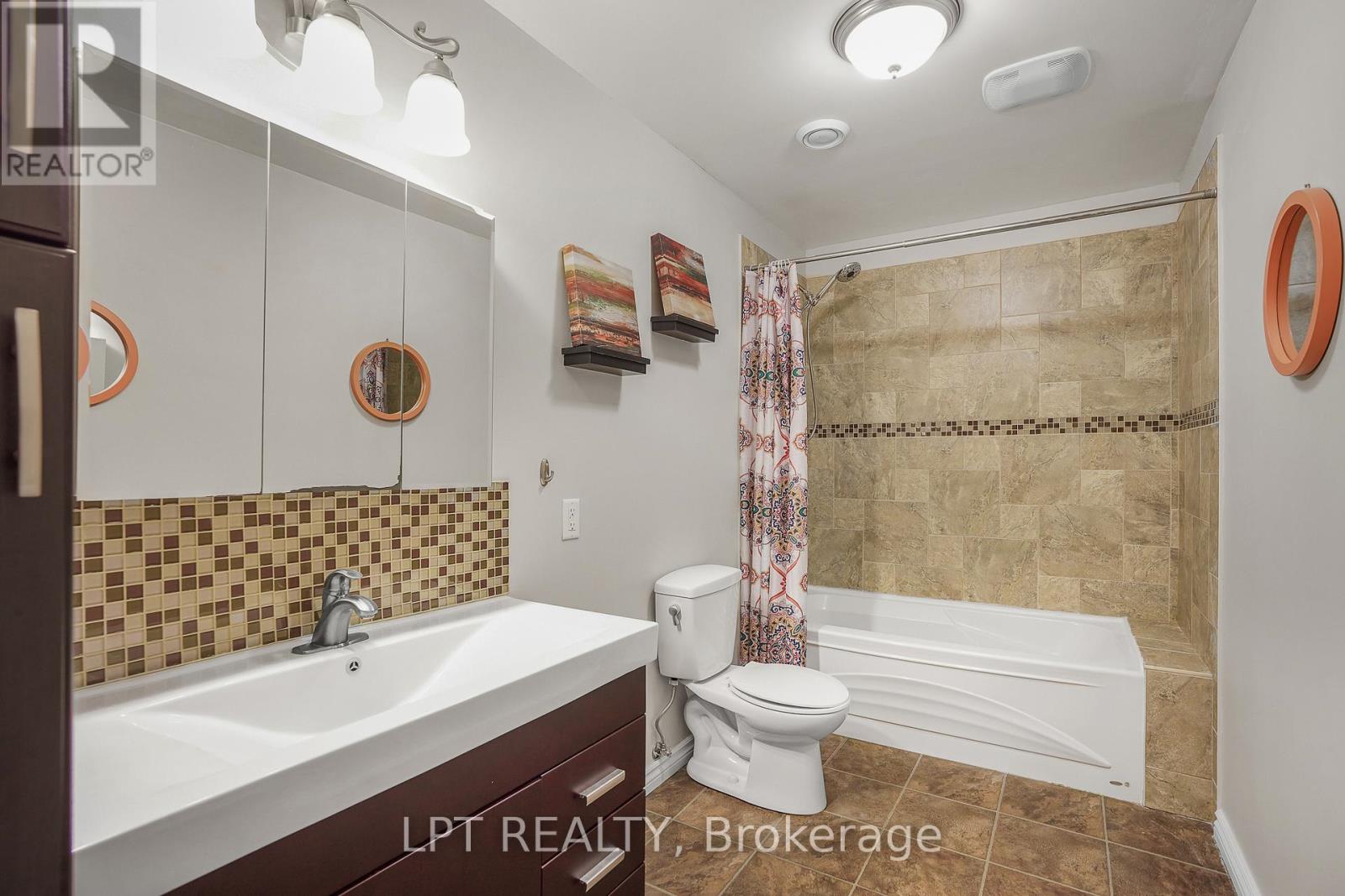 90 BRUNET STREET - 24