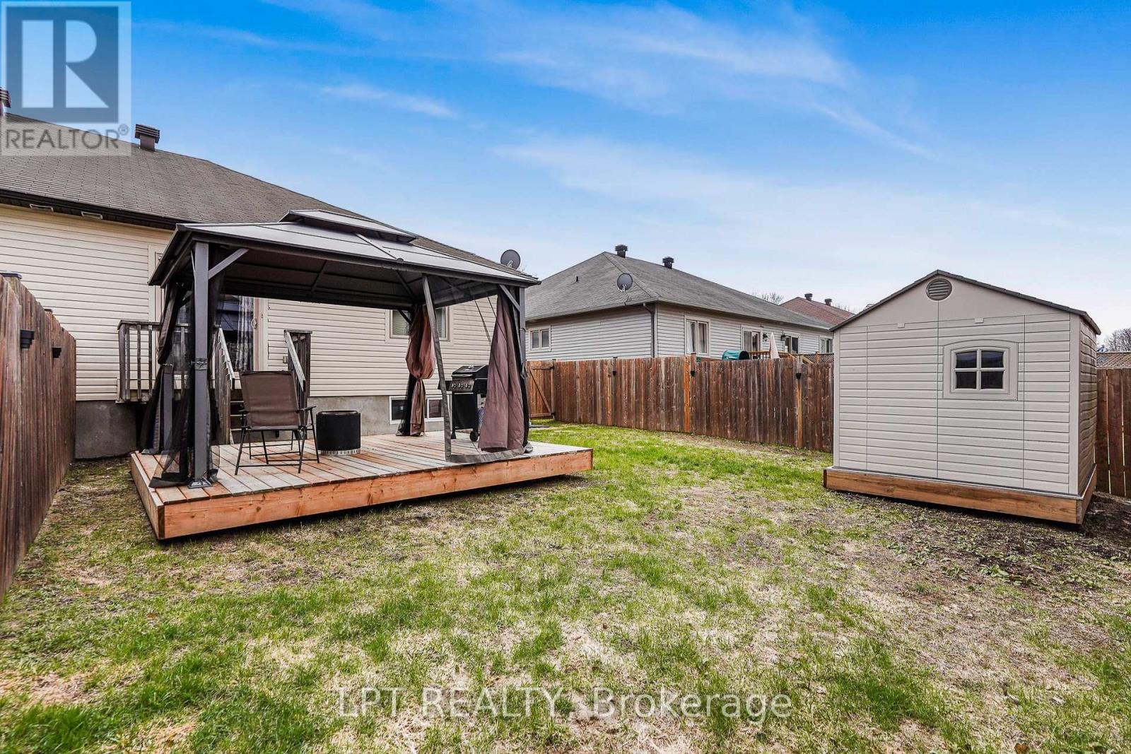 90 BRUNET STREET - 29