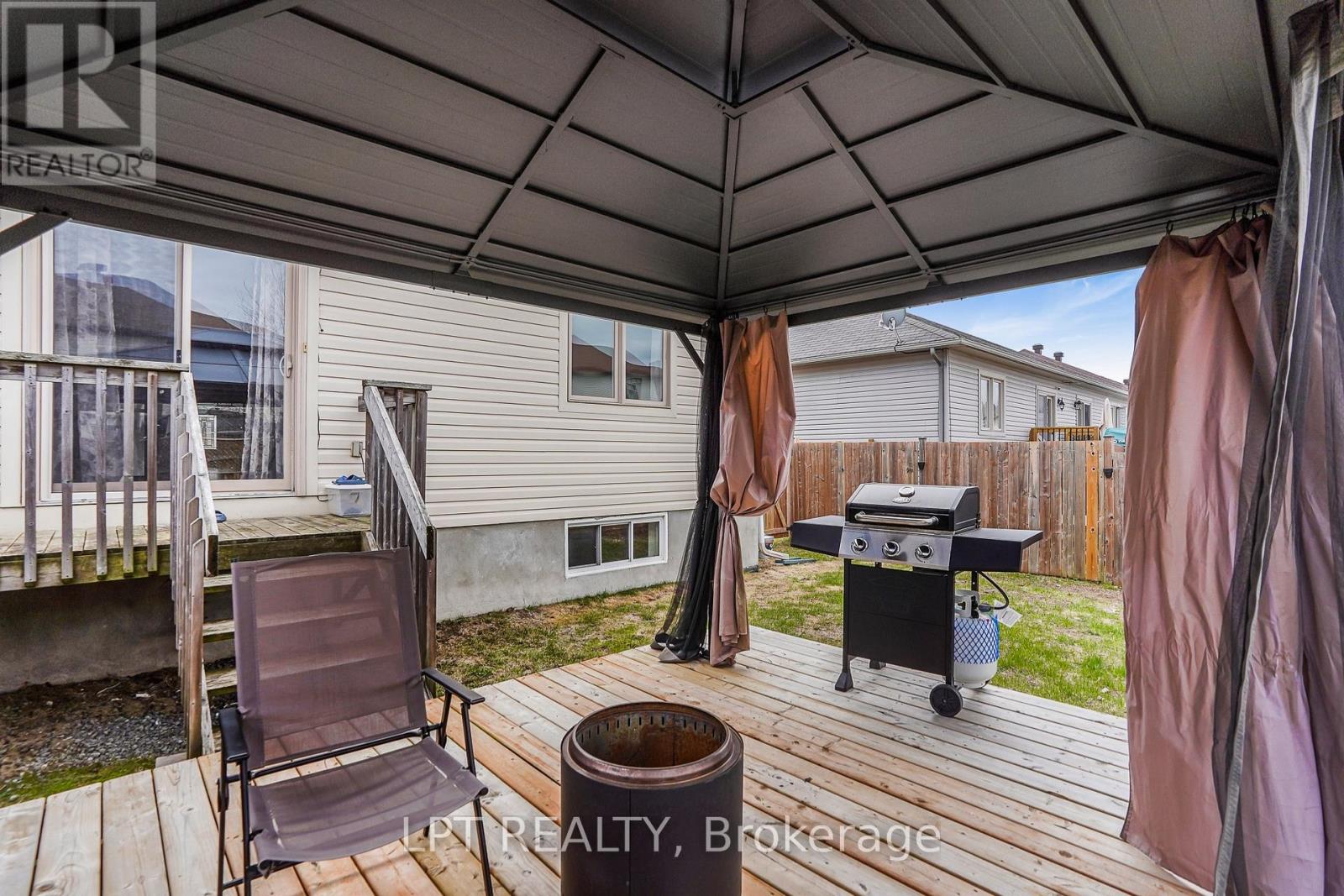 90 BRUNET STREET - 30