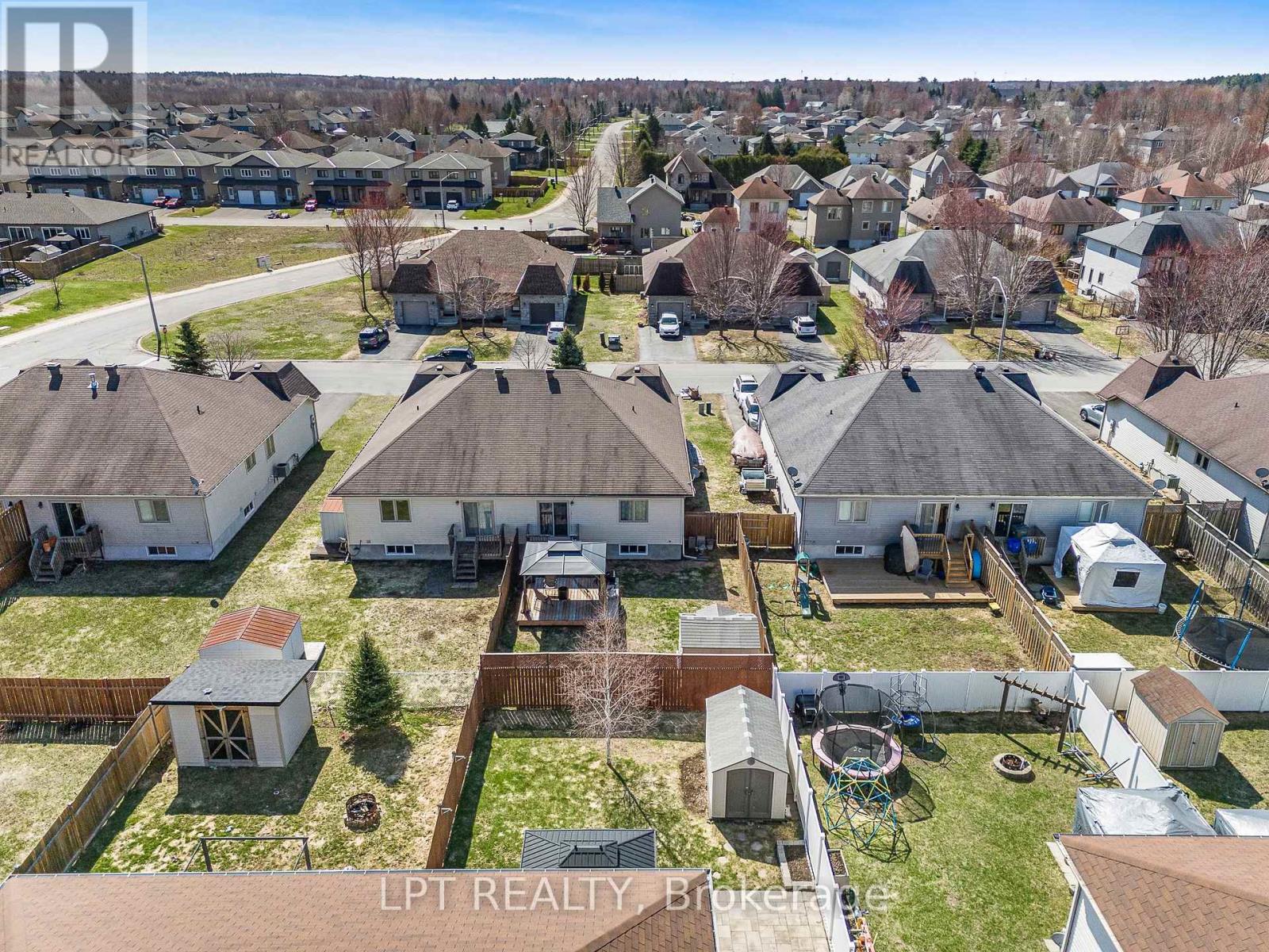 90 BRUNET STREET - 35