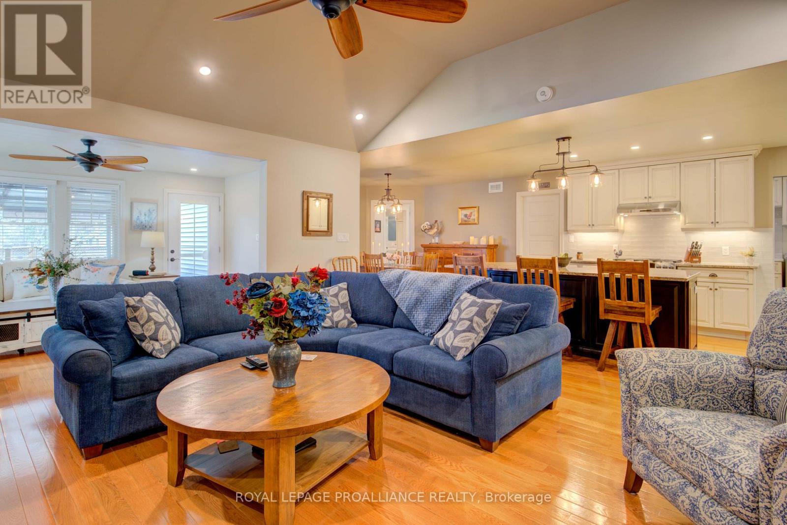 1086 PRINCE STREET - 12