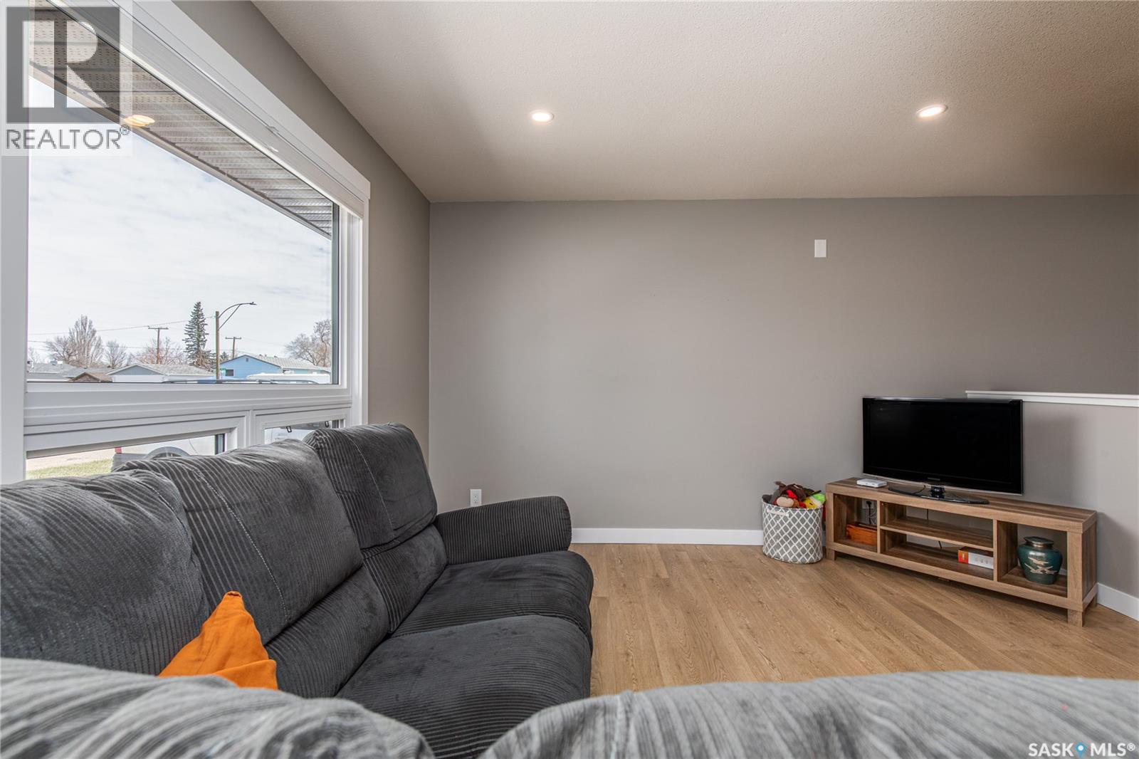 1511 Glendale STREET - 4