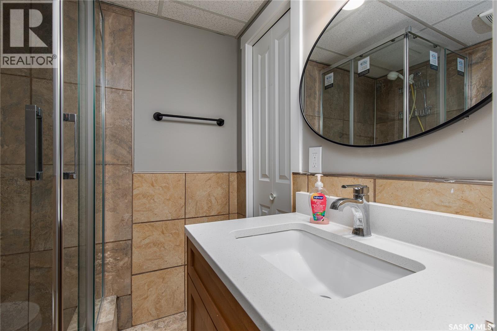 1511 Glendale STREET - 37
