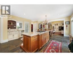 Family room/Fireplace - 6811 Concession Rd 8, Oldcastle, ON N0R1L0 Photo 9