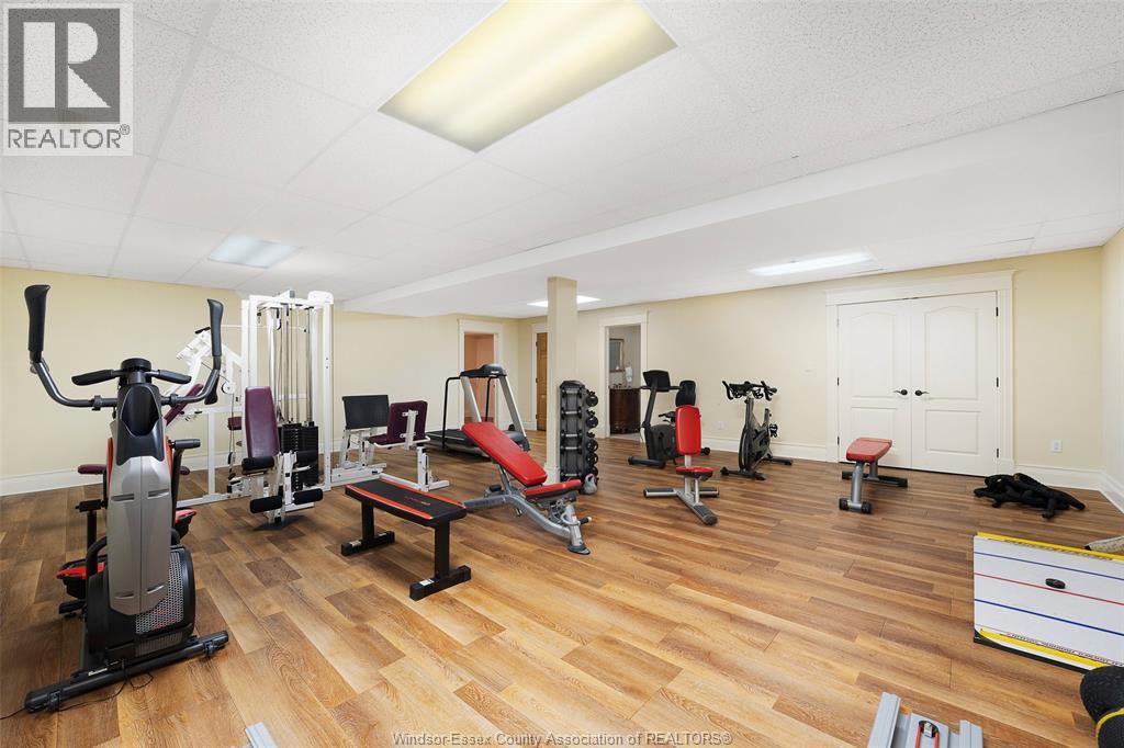 6811 CONCESSION RD 8 - 33