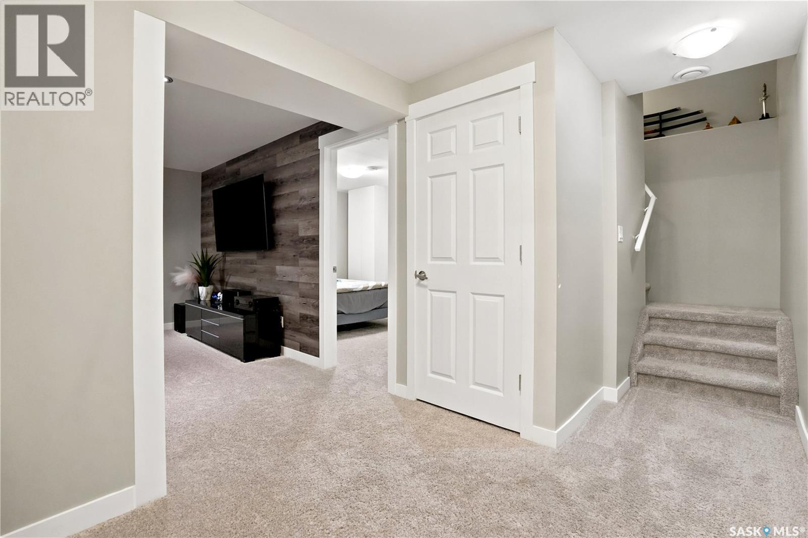3118 Brock BAY - 31