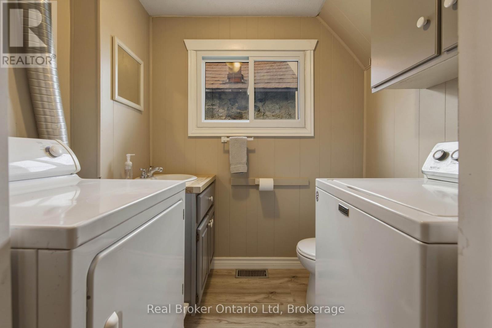 127 GARAFRAXA STREET - Image 21