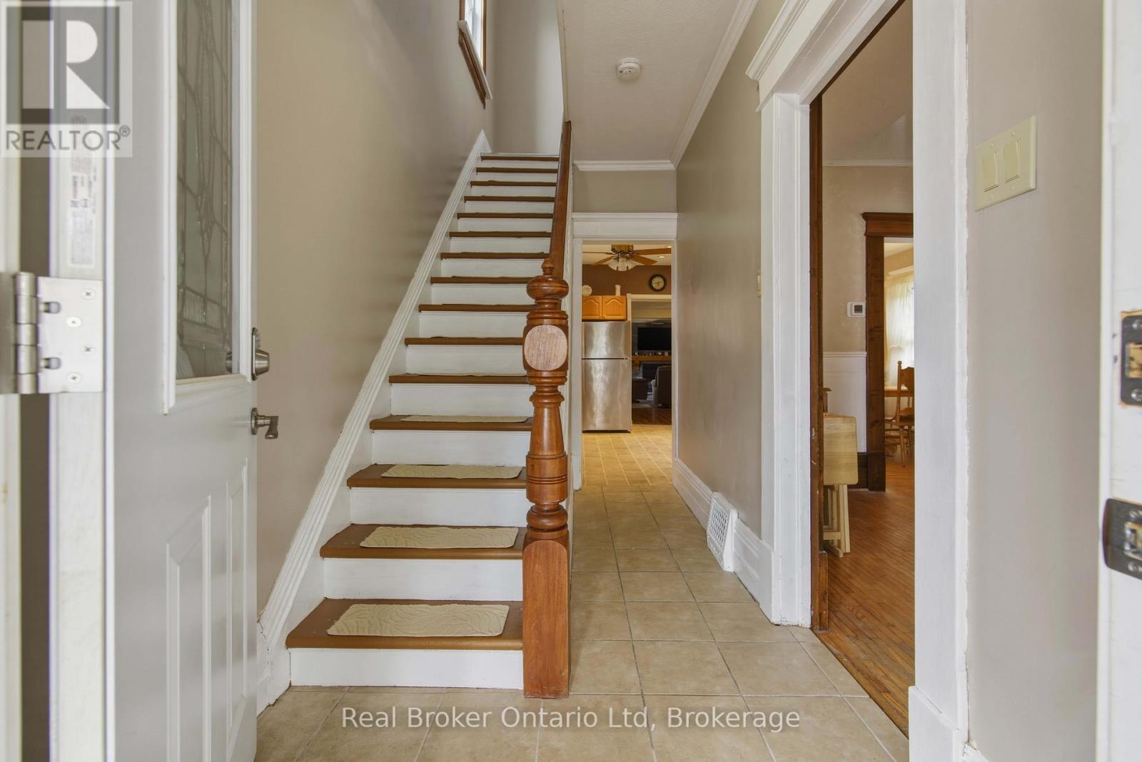 127 GARAFRAXA STREET - Image 7
