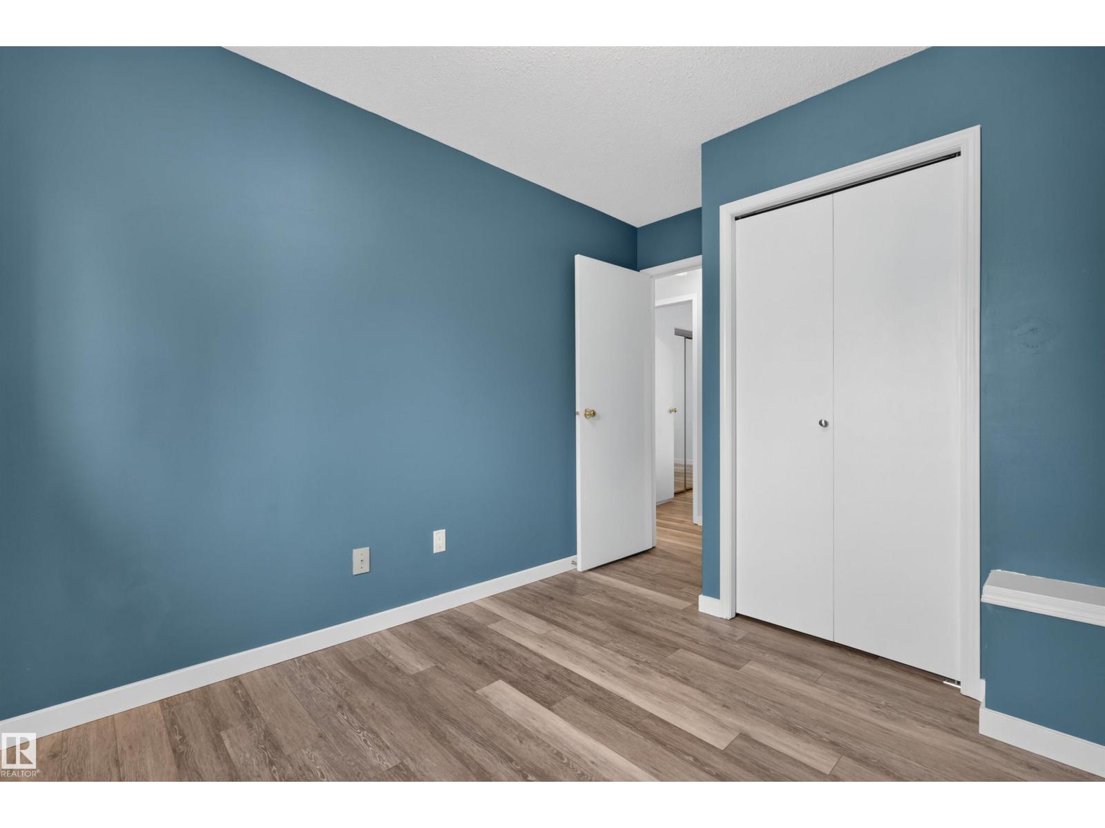 208 18 ST - 17