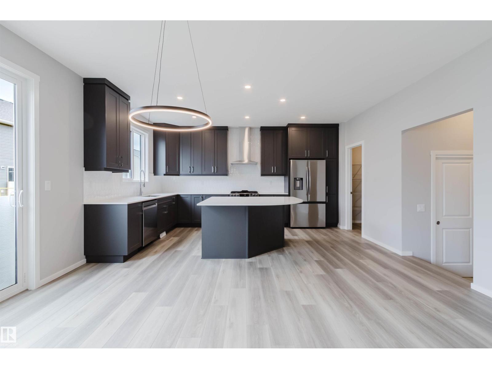 1523 206 ST NW - 15