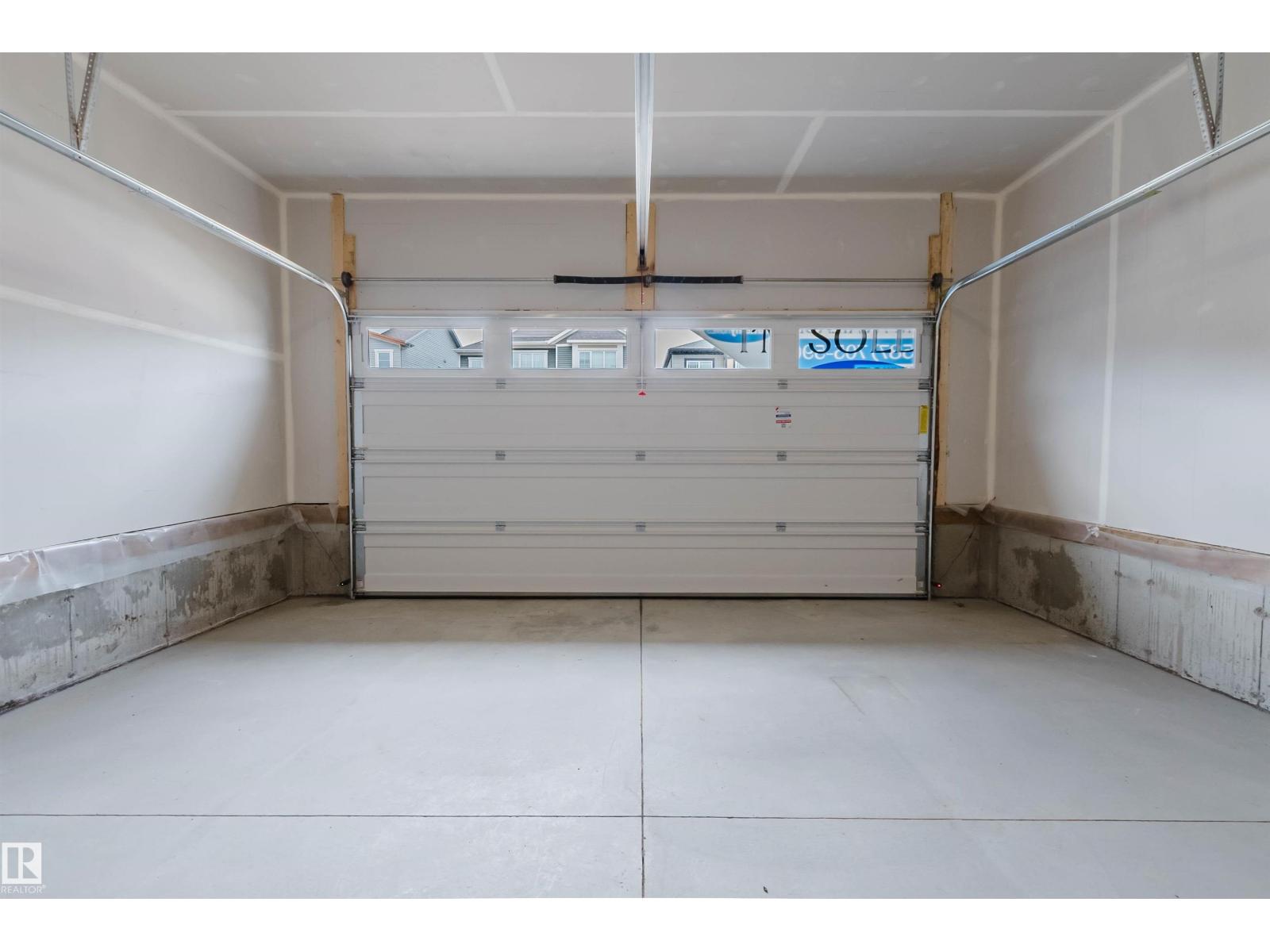 1523 206 ST NW - 27