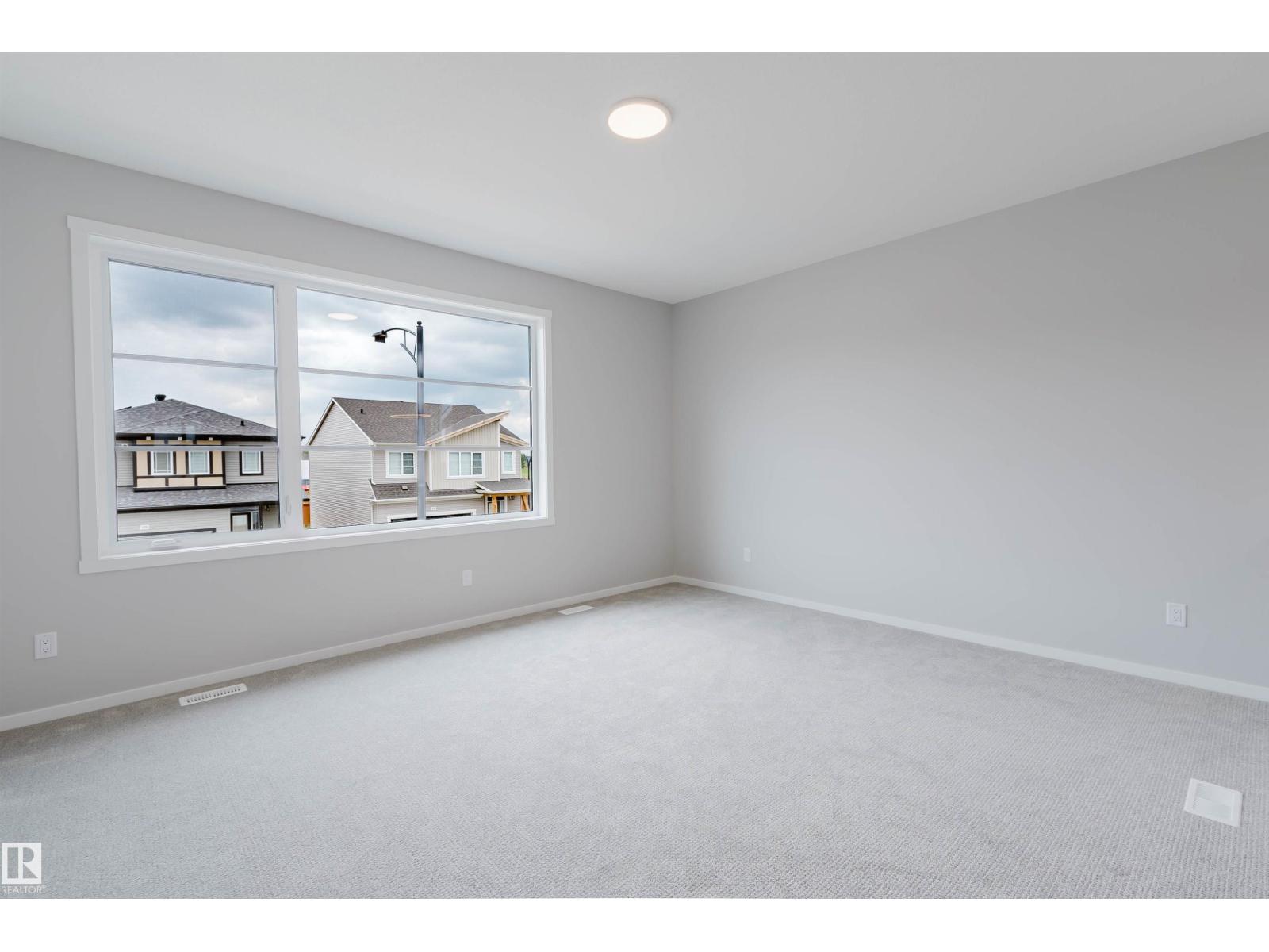 1523 206 ST NW - 32