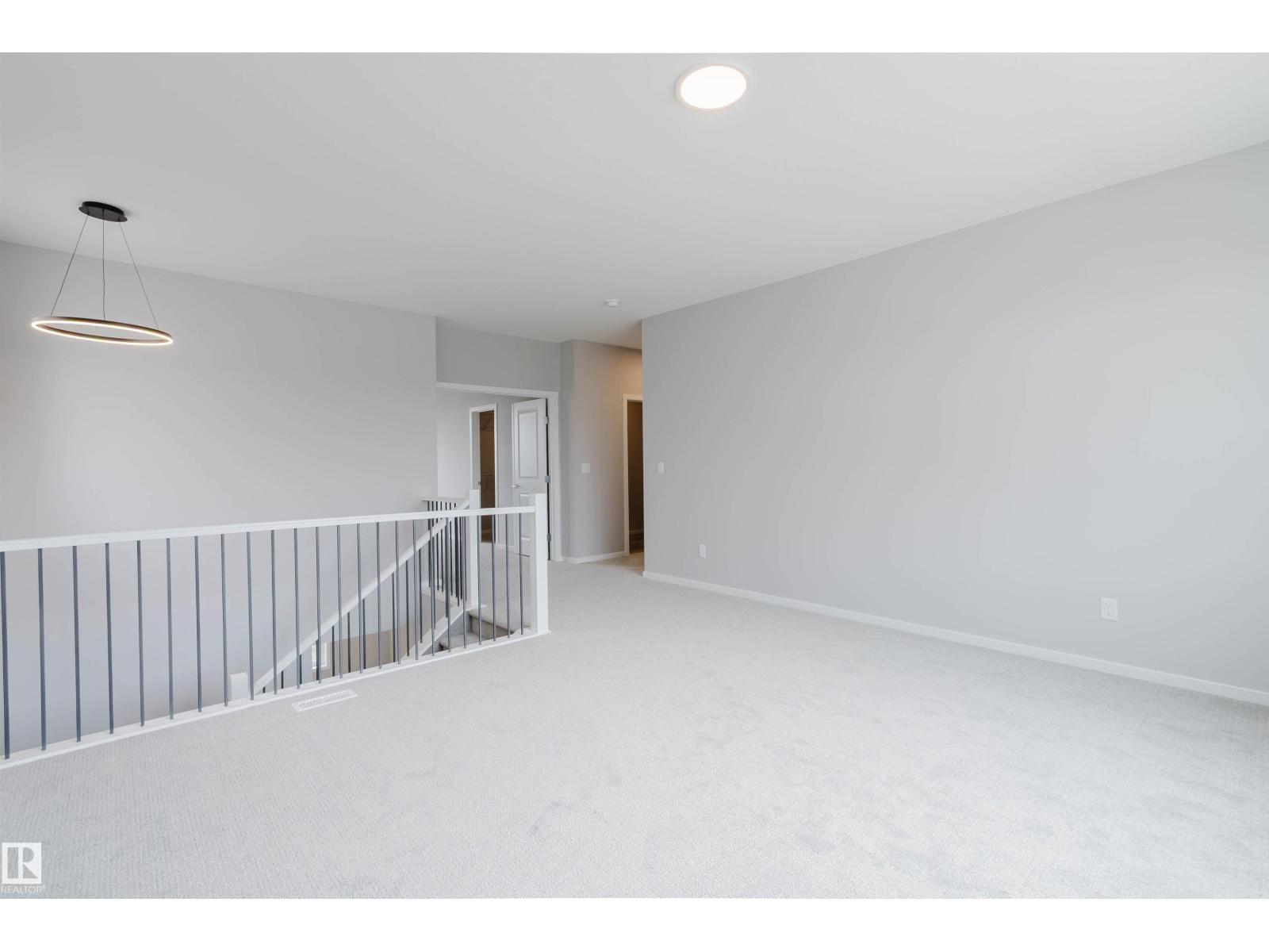 1523 206 ST NW - 35