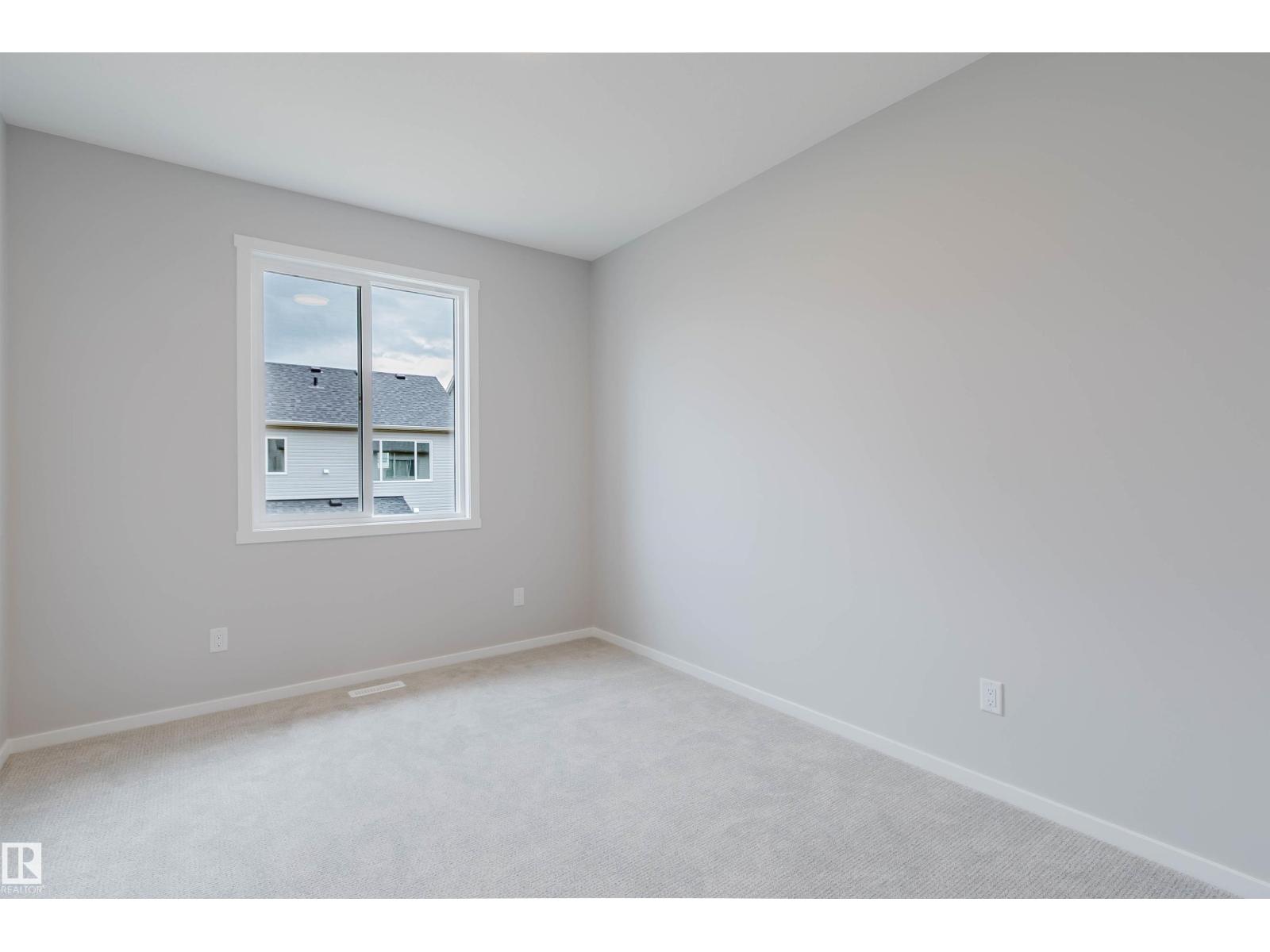 1523 206 ST NW - 45