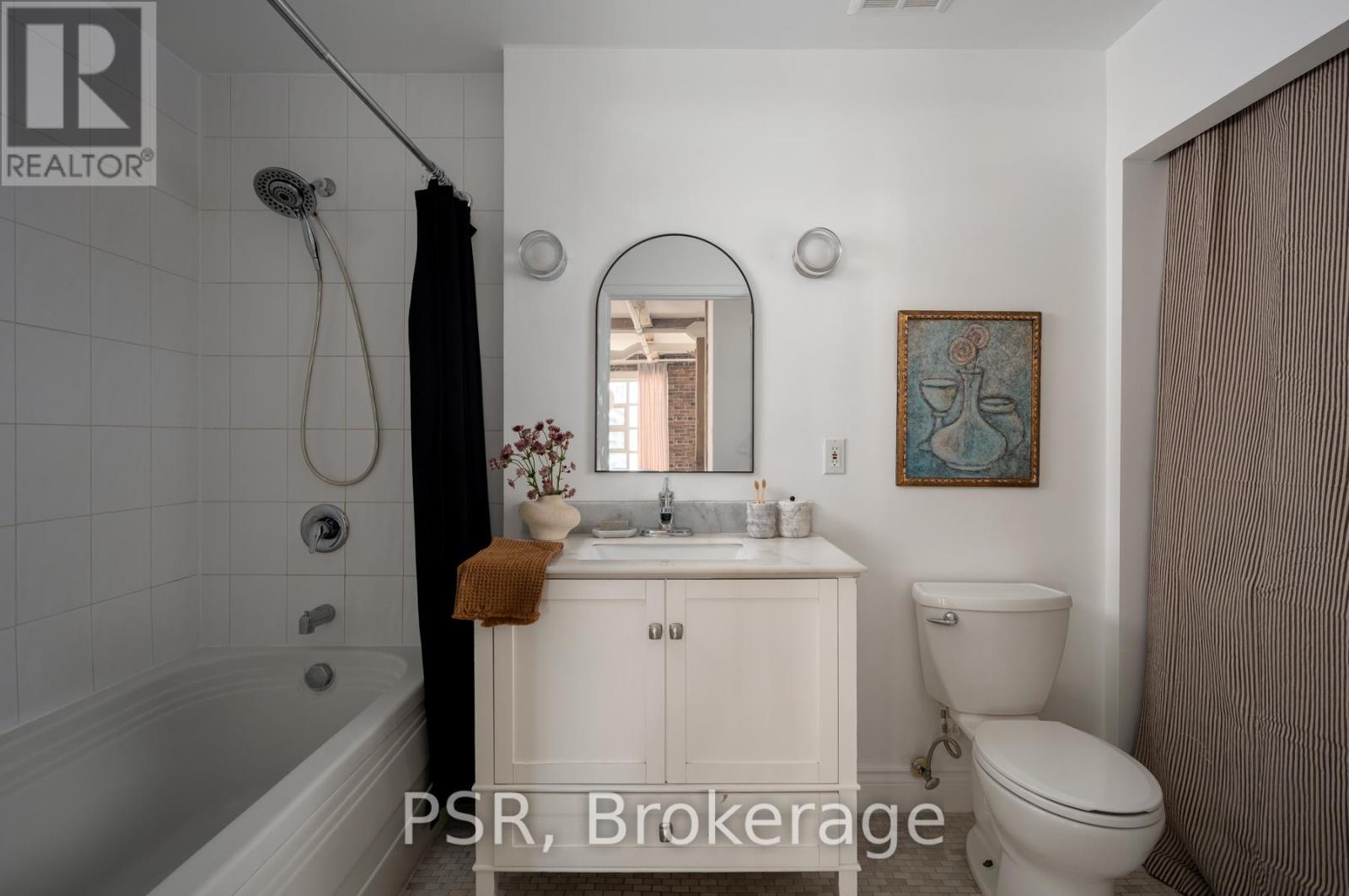 #407 90 SHERBOURNE STREET - 3