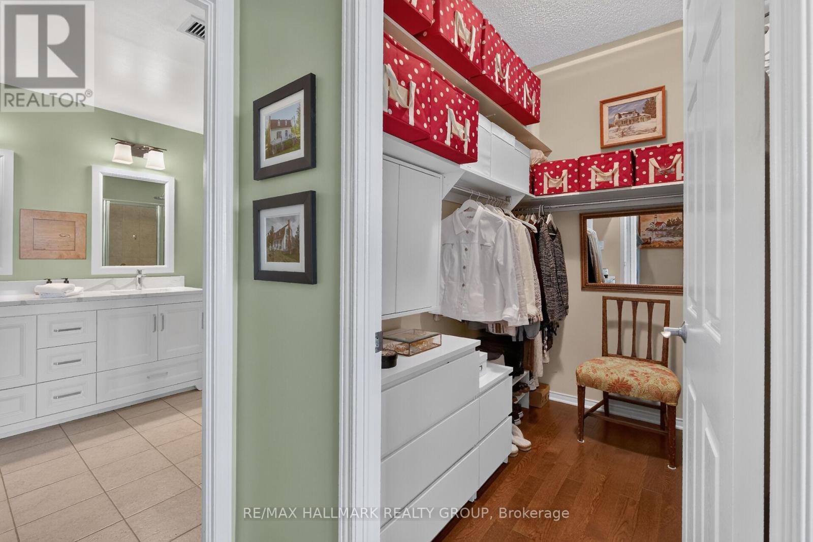 2 Bed, 3 Bath House for Sale in Ottawa – 1704 – 38 METROPOLE PRIVATE, Ottawa – MLS# X13514866 - Image 31