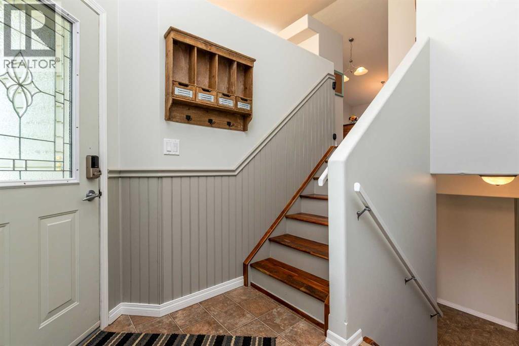 1519 49 Avenue - photo 2