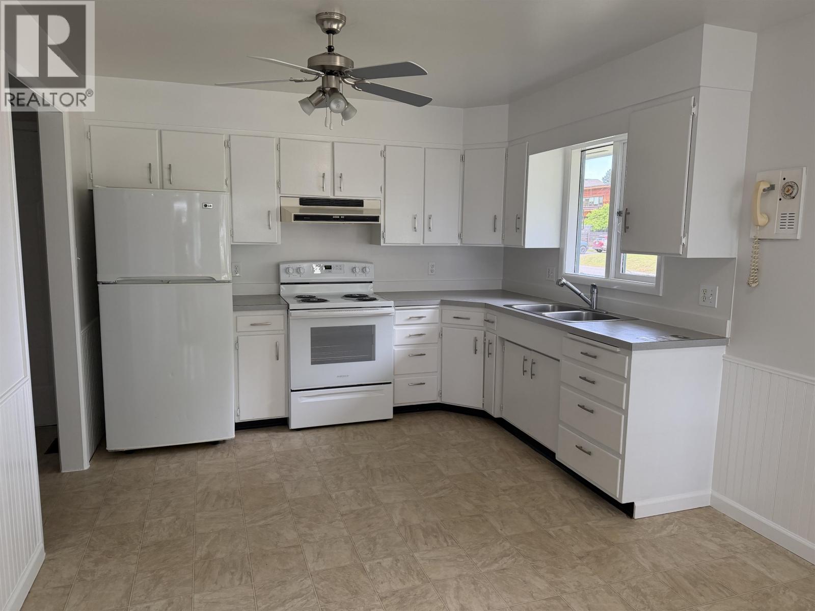 4145 ALFRED AVENUE, Smithers