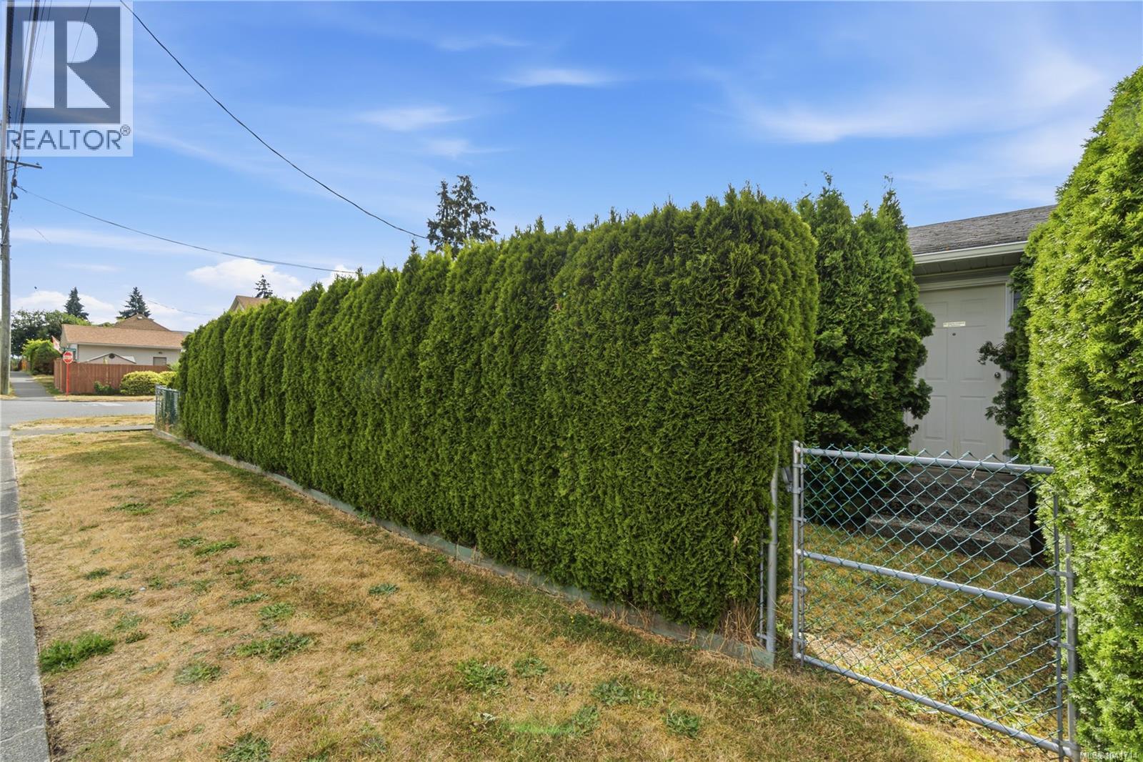 1040 5th Ave - 11