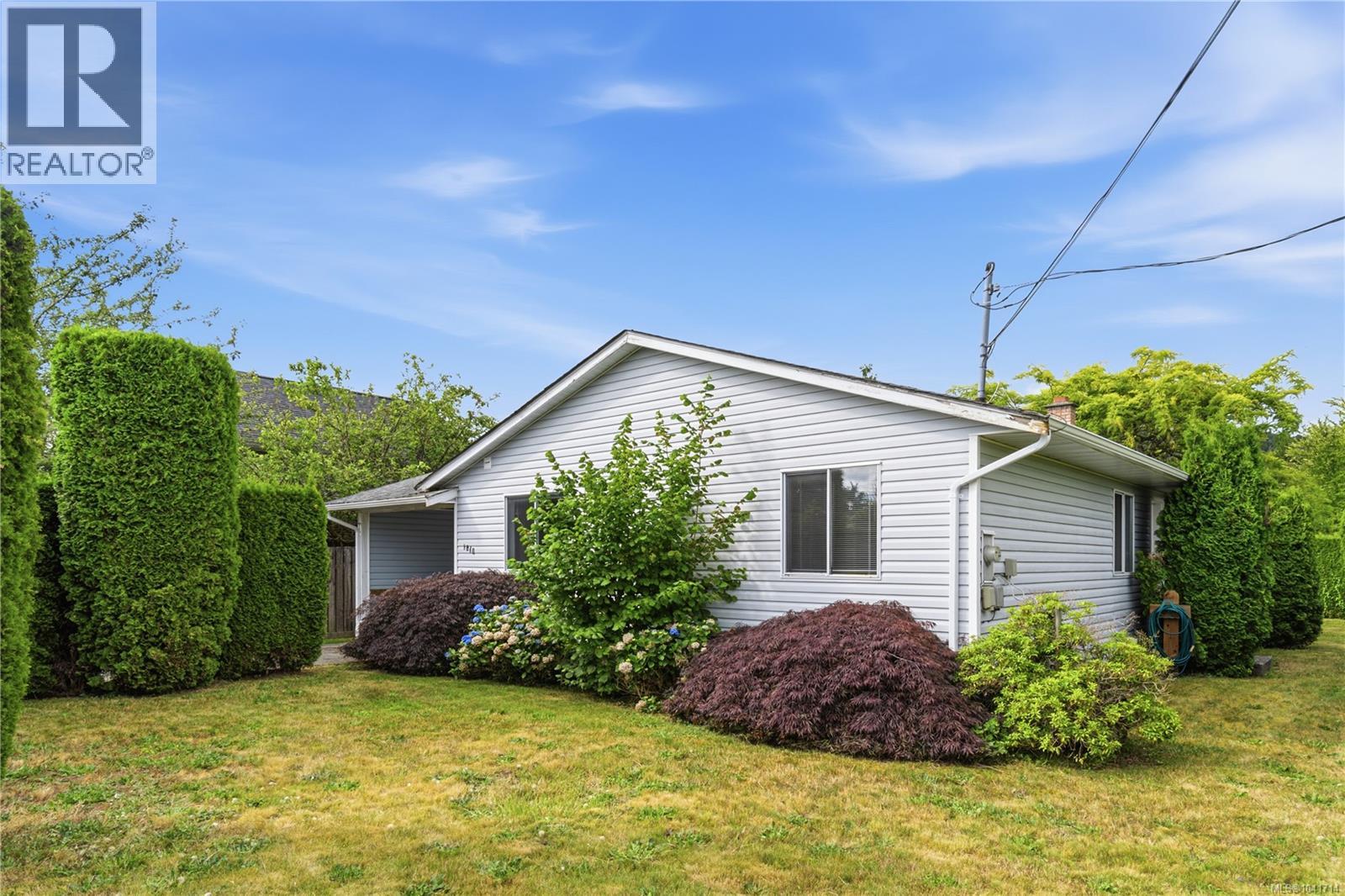 1040 5th Ave - 14
