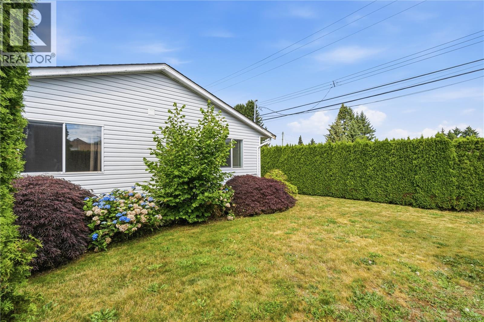 1040 5th Ave - 17