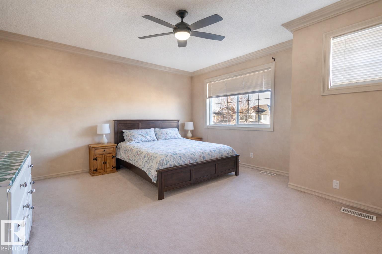 11813 12 AV NW - 22