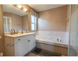 11813 12 Av Nw, Edmonton, AB T6J7E4 Photo 23