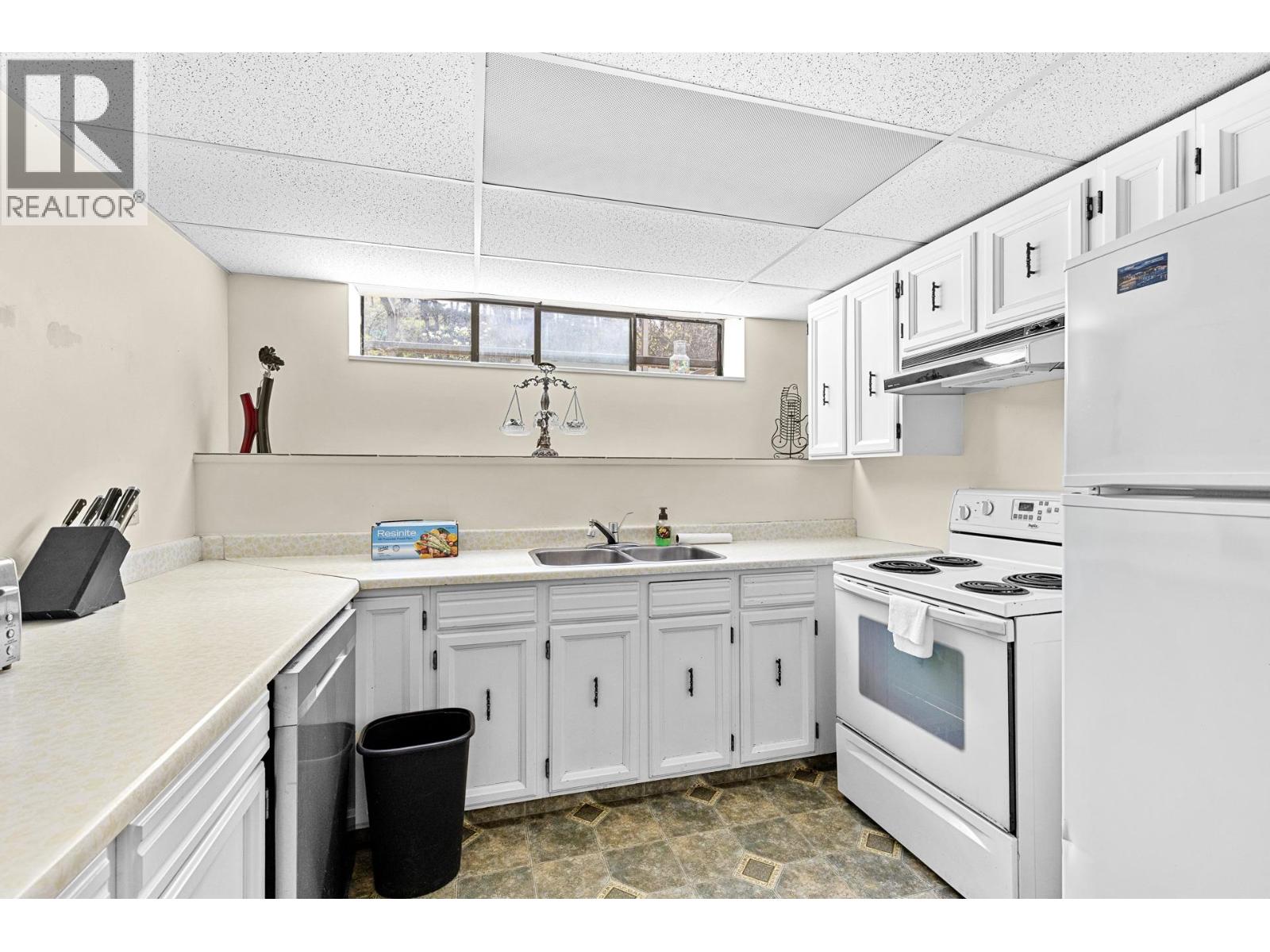 741 Barnaby Road - 26