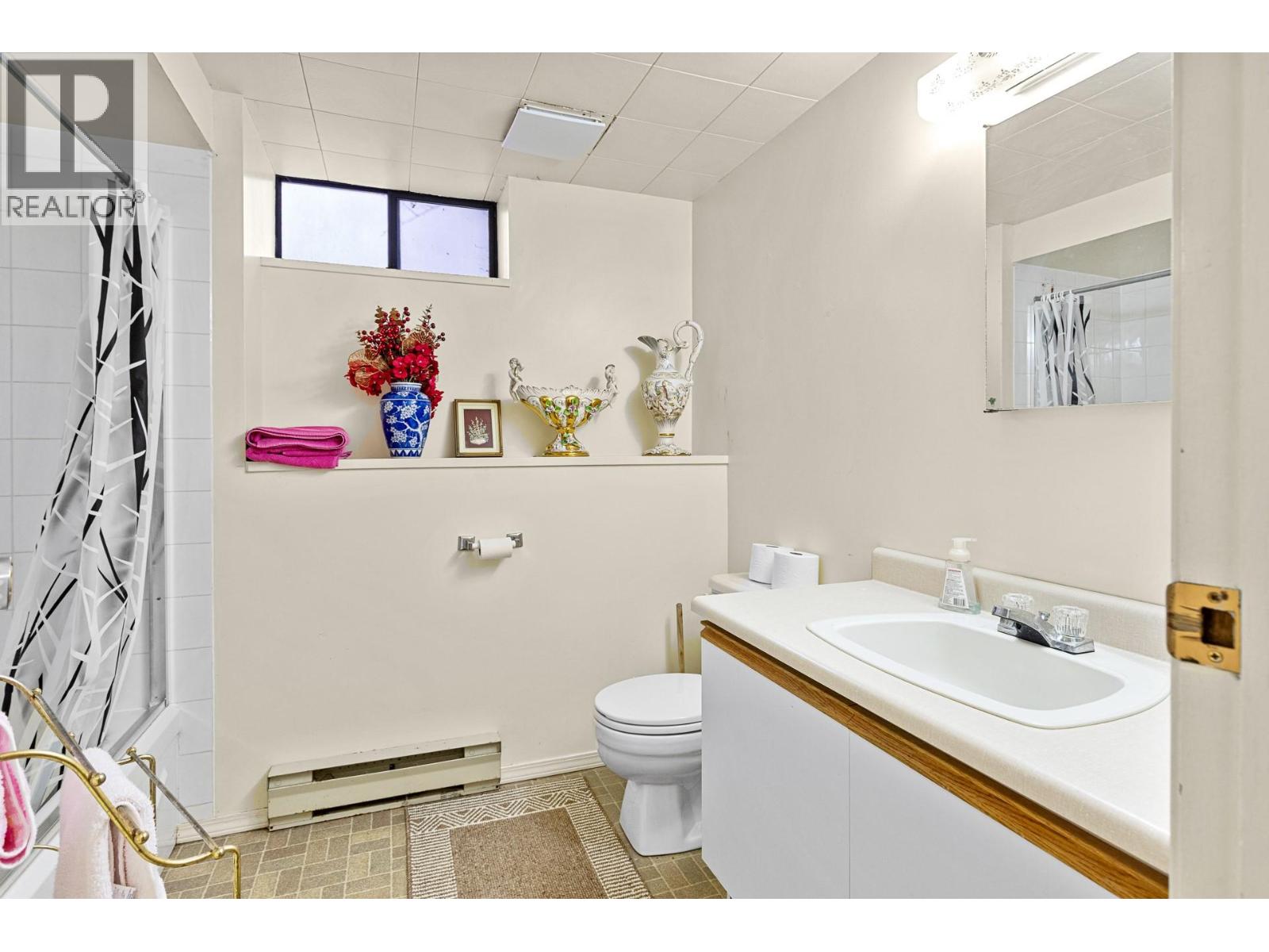 741 Barnaby Road - 28