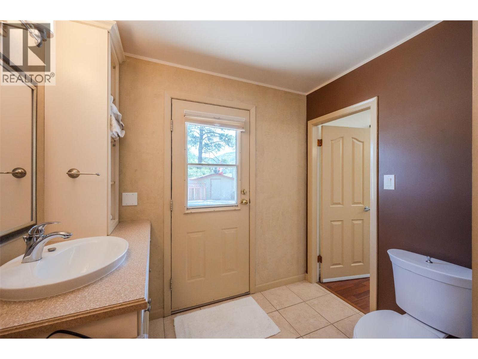 186 Dunant Crescent - 19
