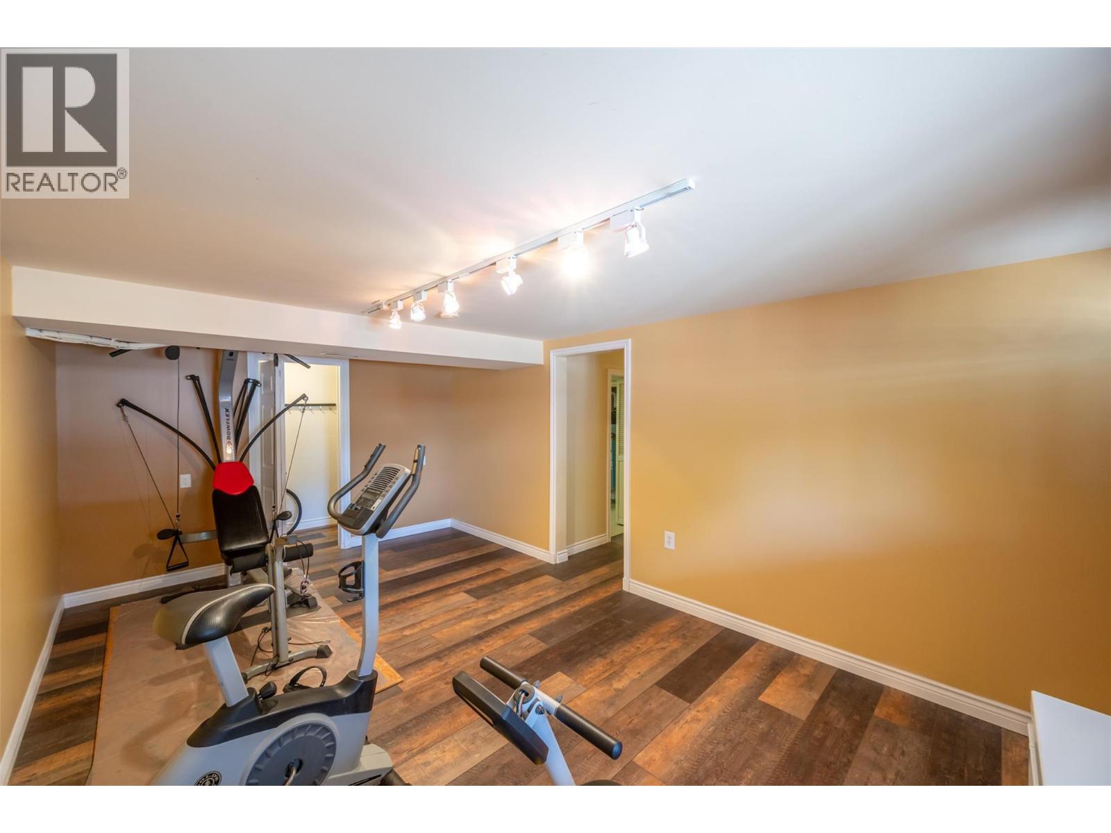 186 Dunant Crescent - 27
