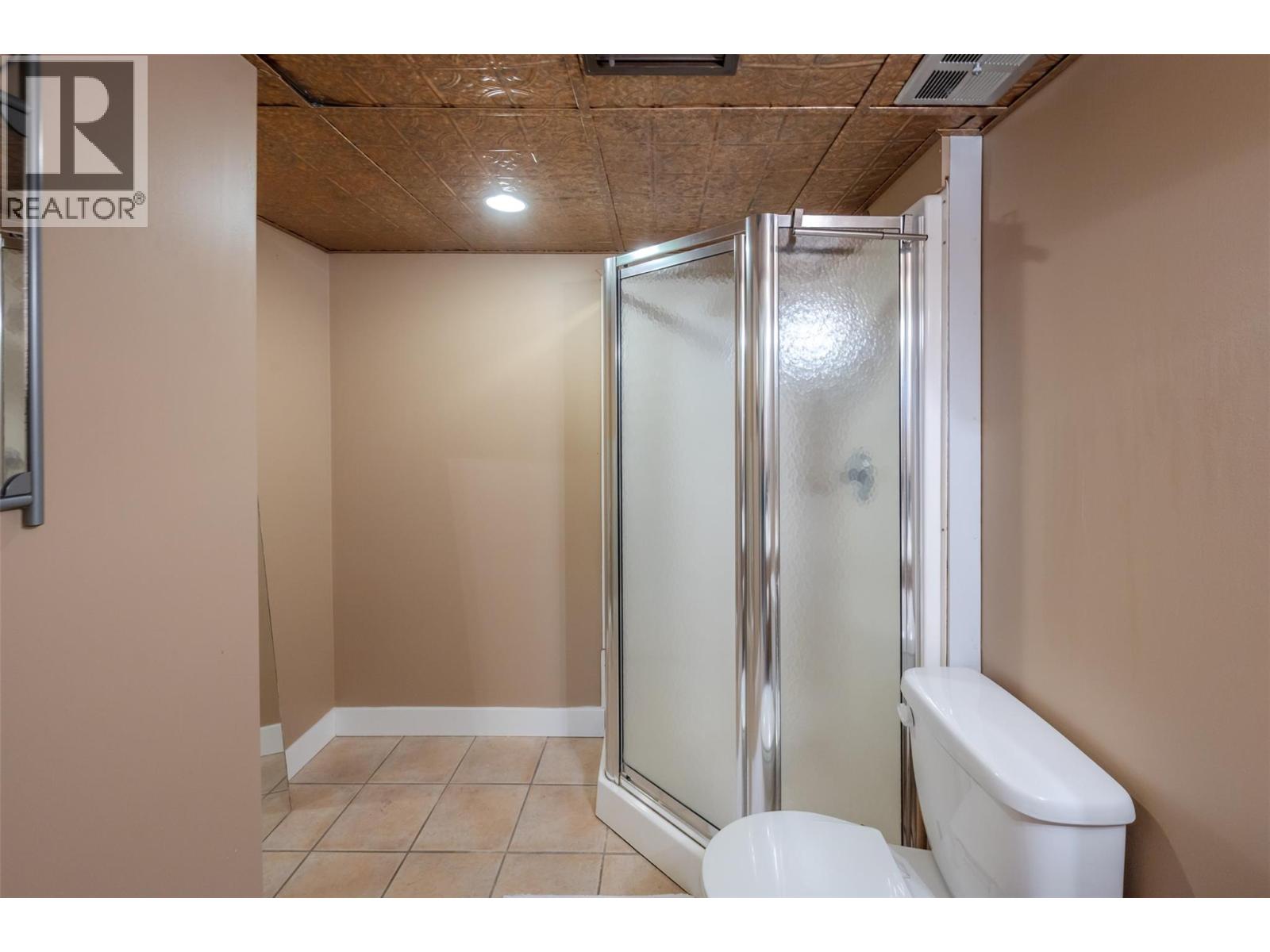 186 Dunant Crescent - 32