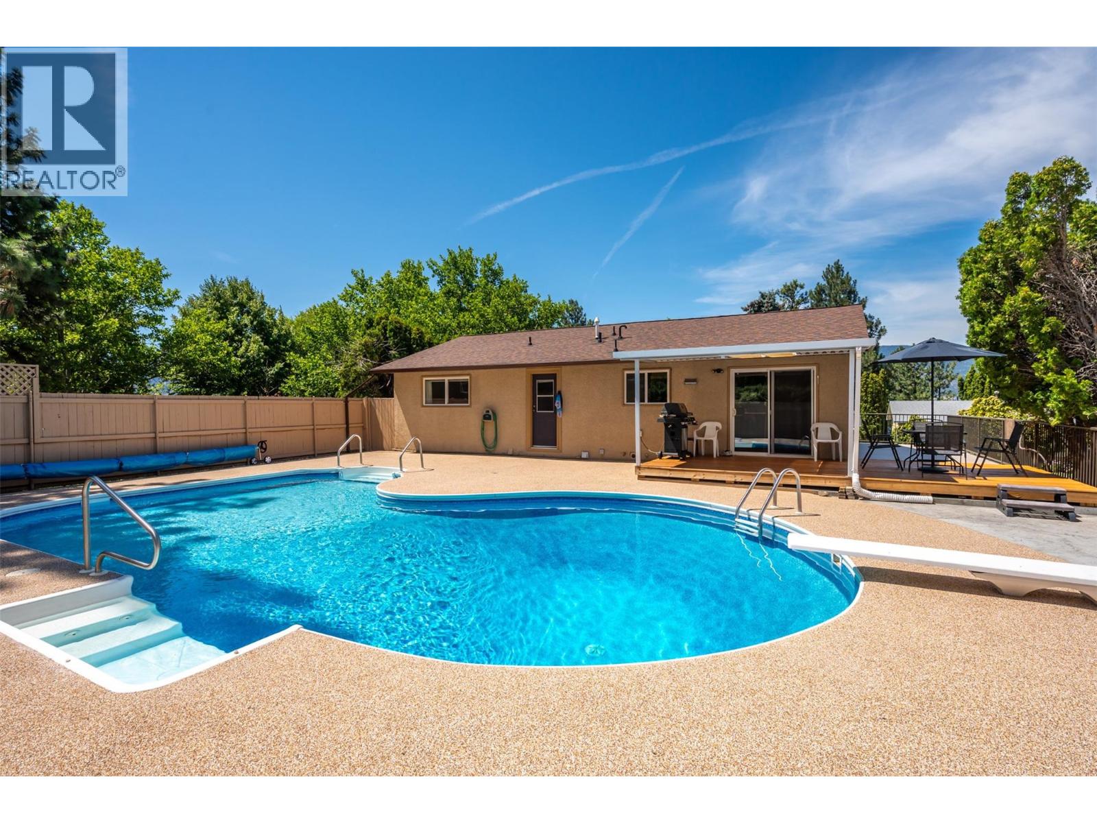 186 Dunant Crescent - 23