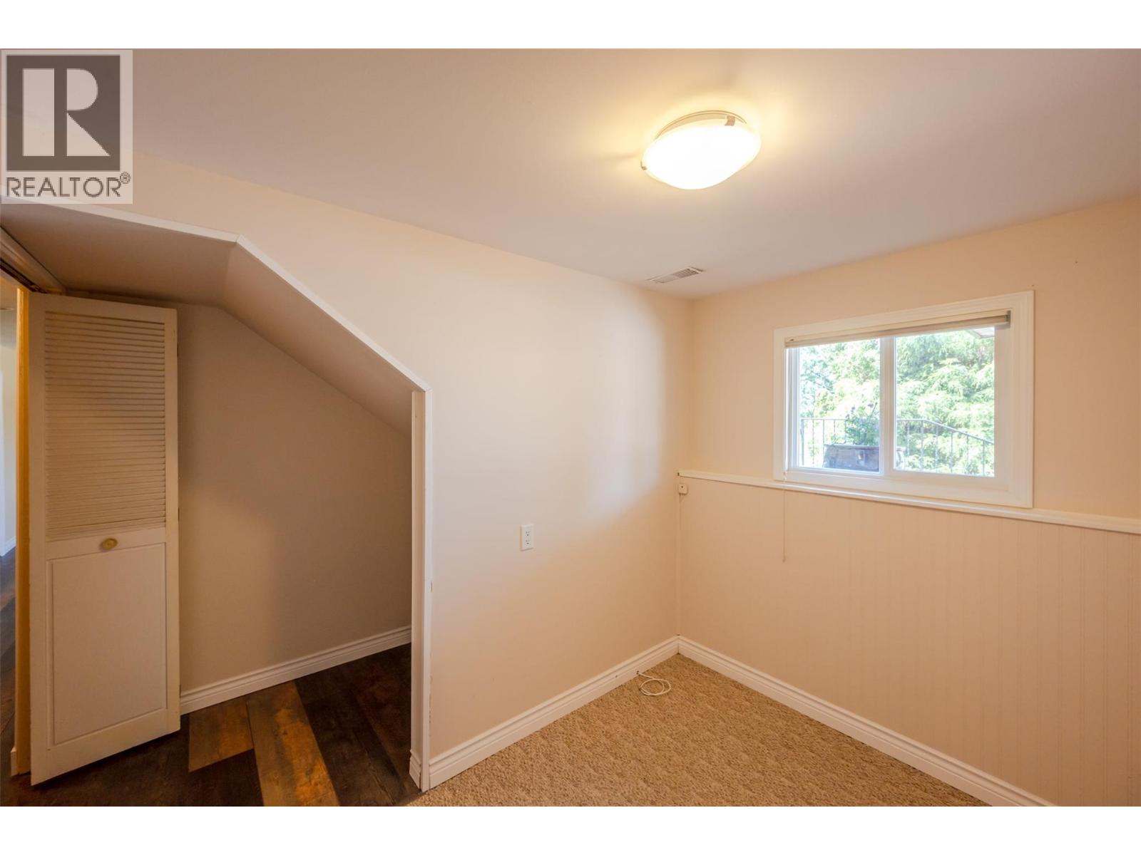 186 Dunant Crescent - 30
