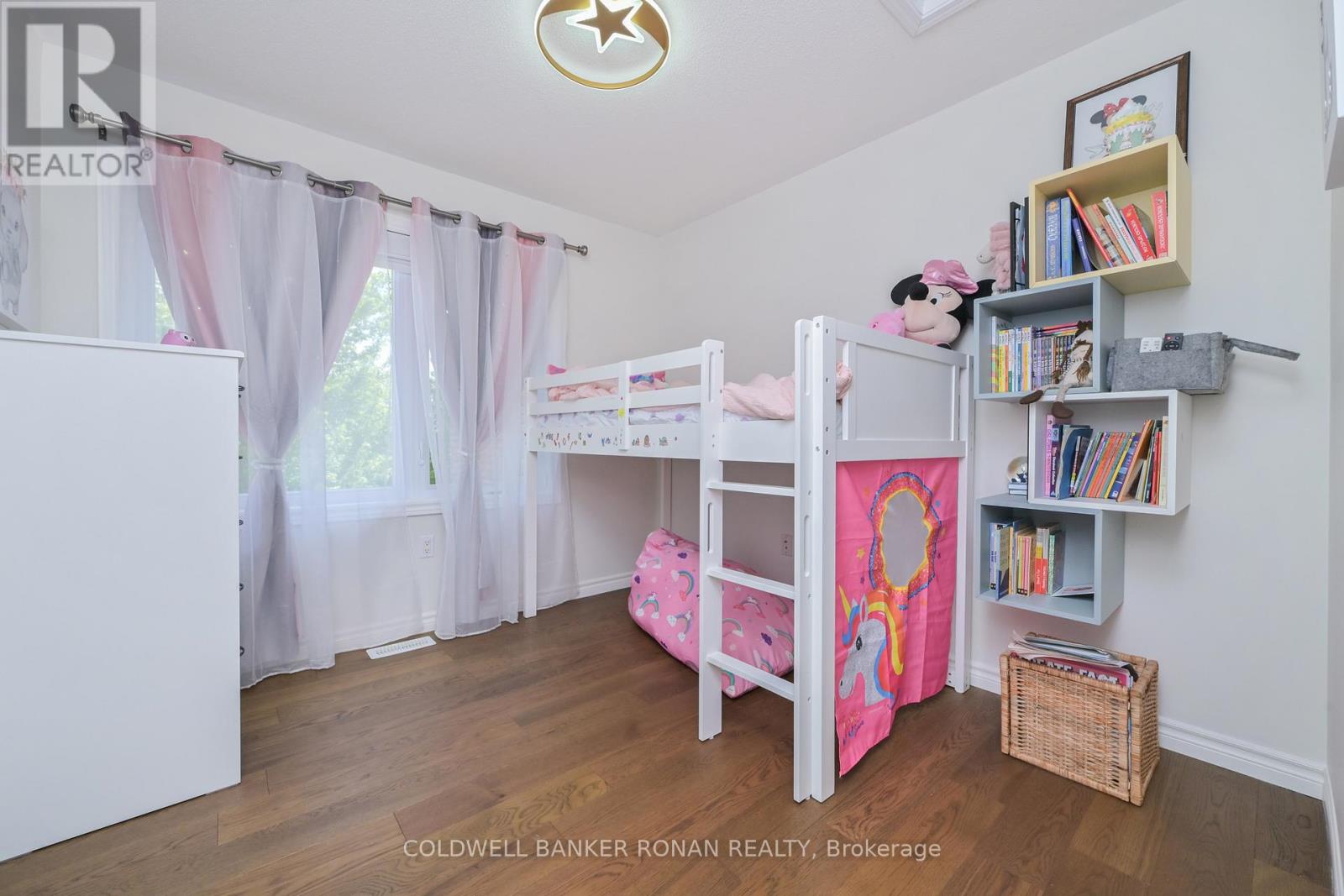 26 RILEY ROAD - 22