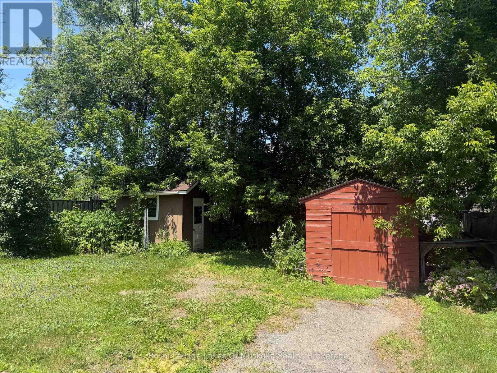 190 ECCLESTONE DRIVE - 5