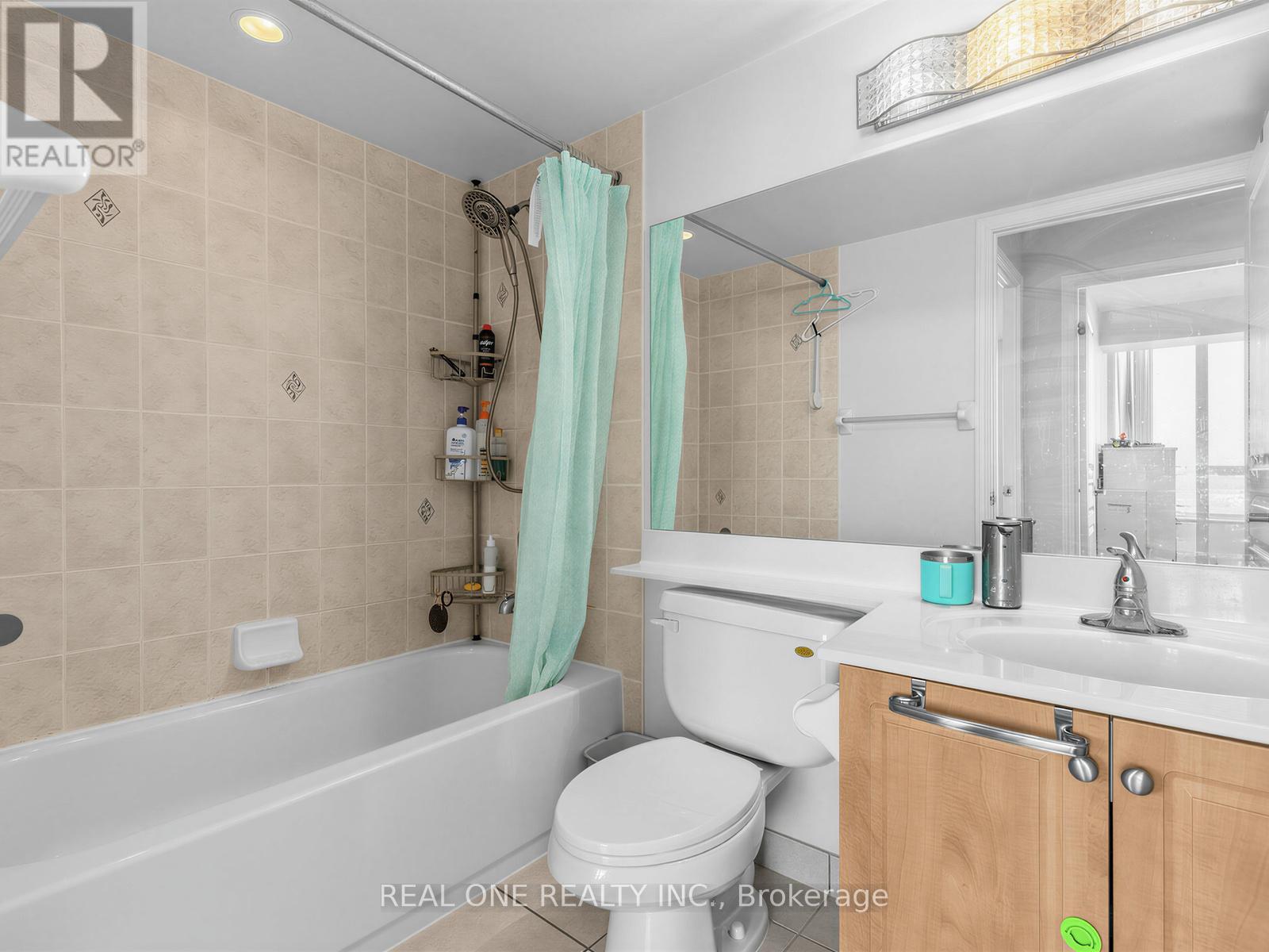 #1203 310 RED MAPLE ROAD - 20