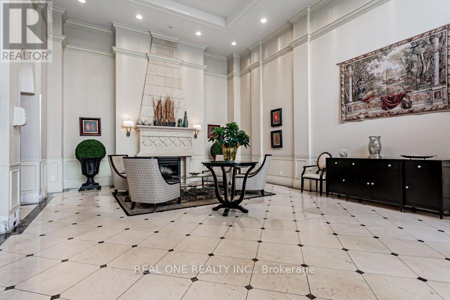 #1203 310 RED MAPLE ROAD - 28