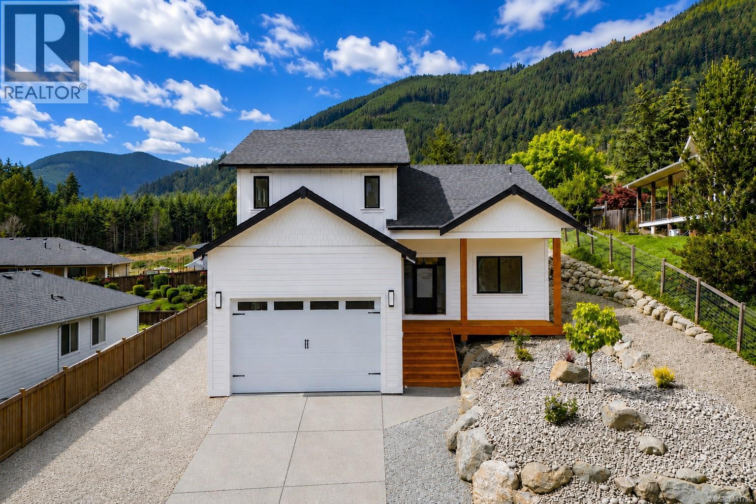 464 Mountain View Dr - 1