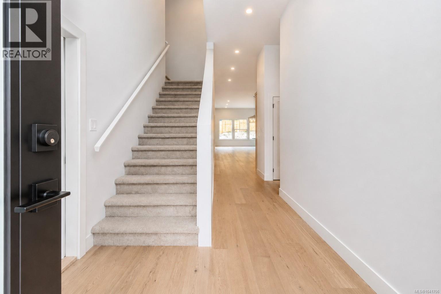464 Mountain View Dr - 4