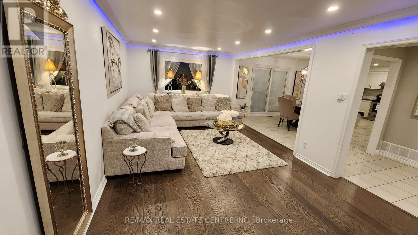 3683 EAST PARK COURT - 11