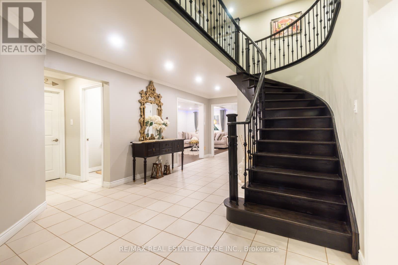 3683 EAST PARK COURT - 3